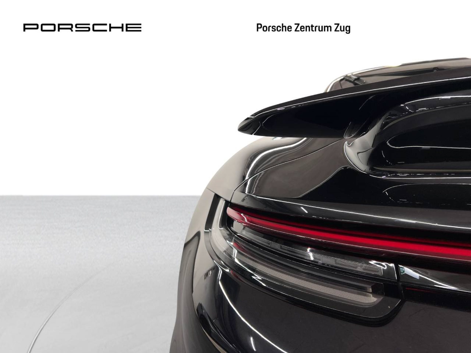 PORSCHE 911 Turbo S-image-12