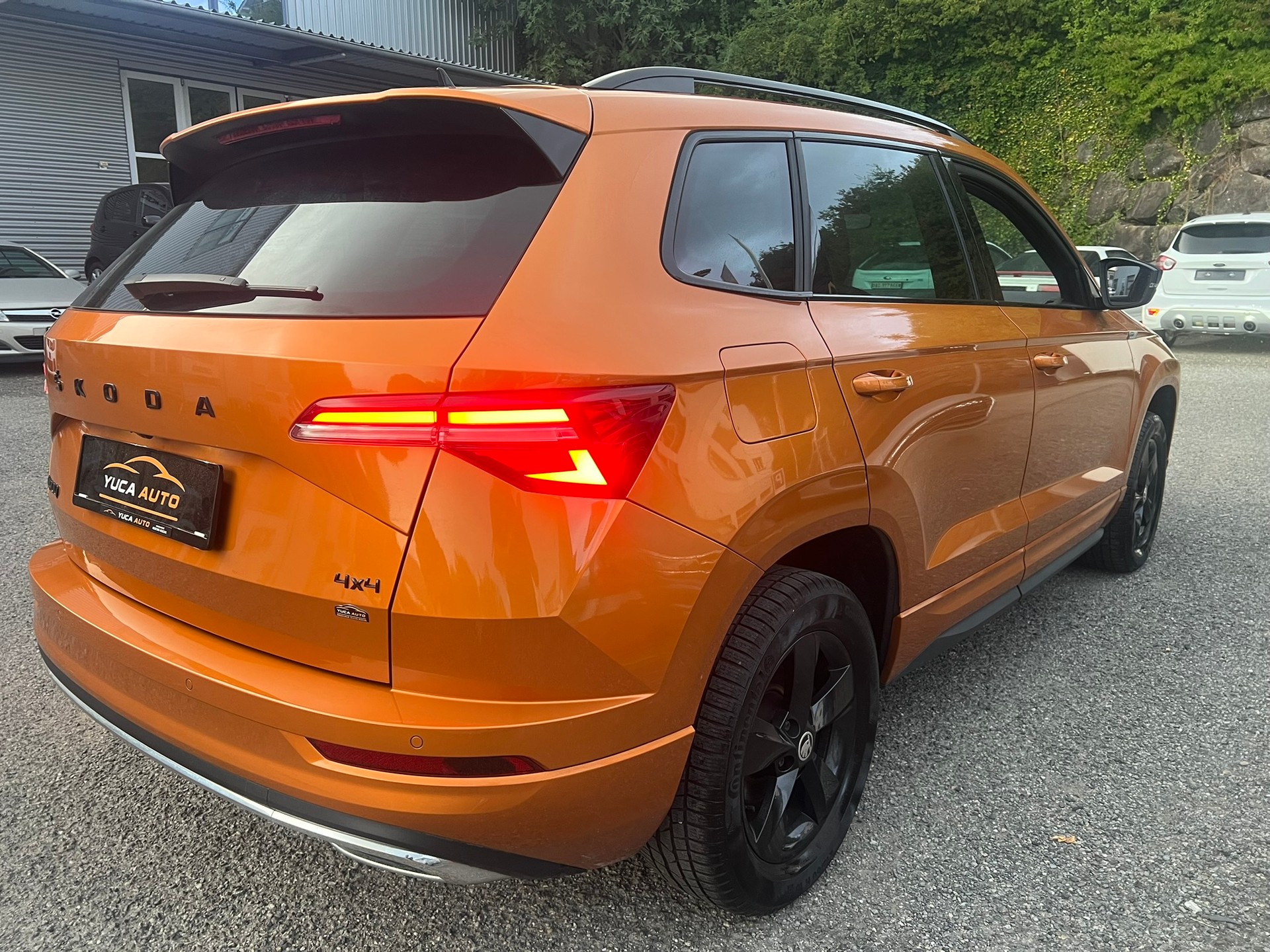 SKODA Karoq 2.0 TDI CR Sport Line 4x4 DSG-image-5