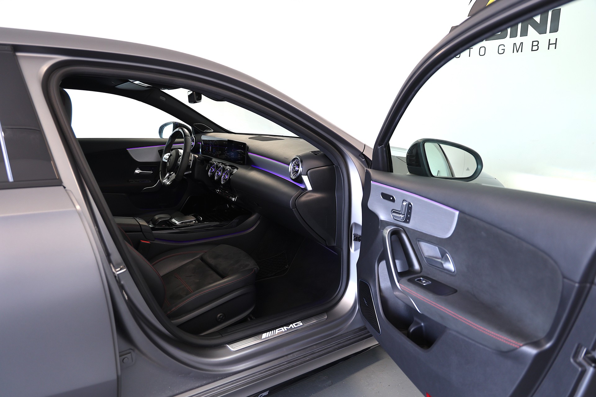 MERCEDES-BENZ A 45 S AMG 4matic+ *Akrapovic*-image-12