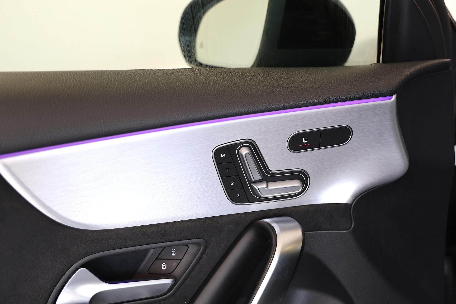 MERCEDES-BENZ A 45 S AMG 4matic+ *Akrapovic*-image-11
