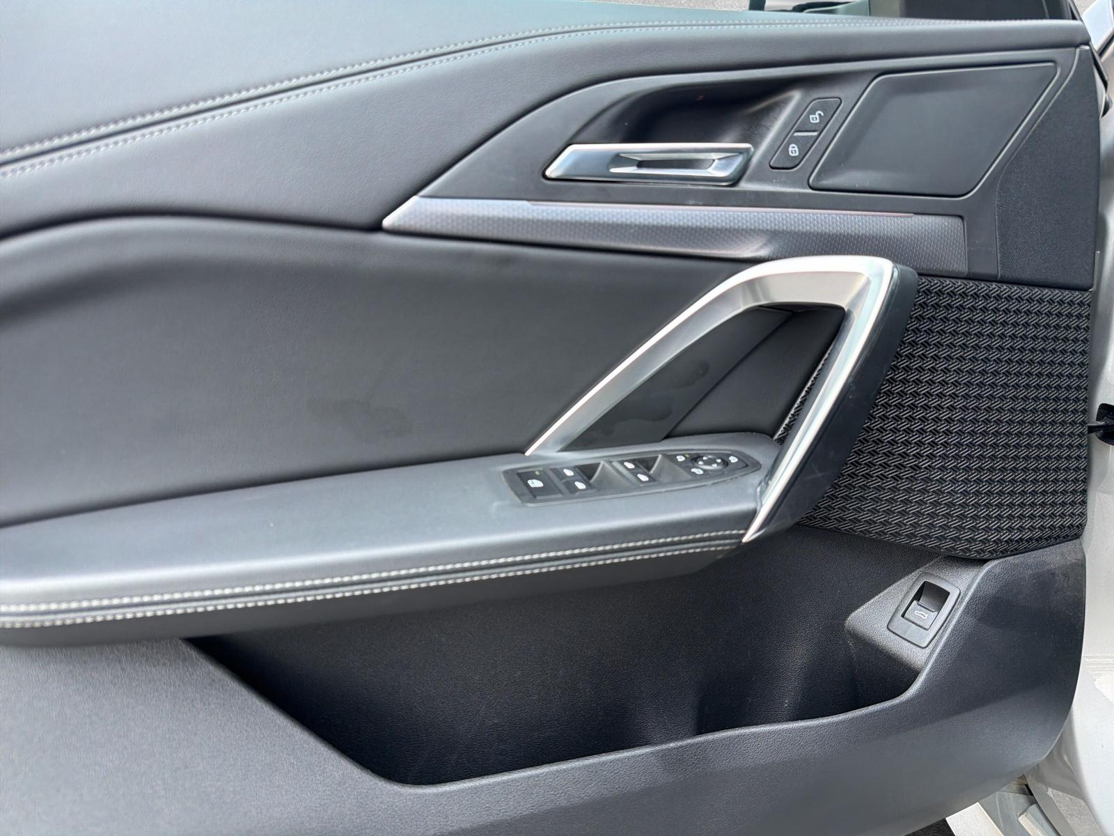 BMW X1 20d xDrive paddles-image-21