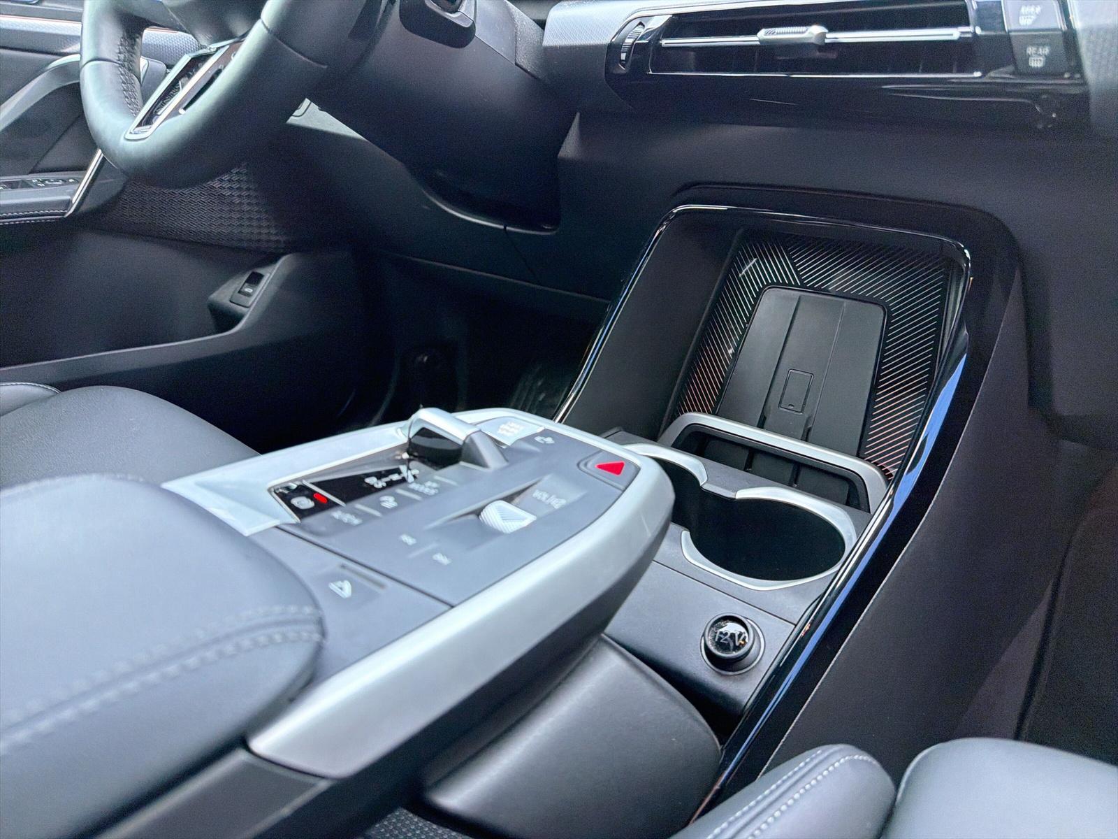 BMW X1 20d xDrive paddles-image-14