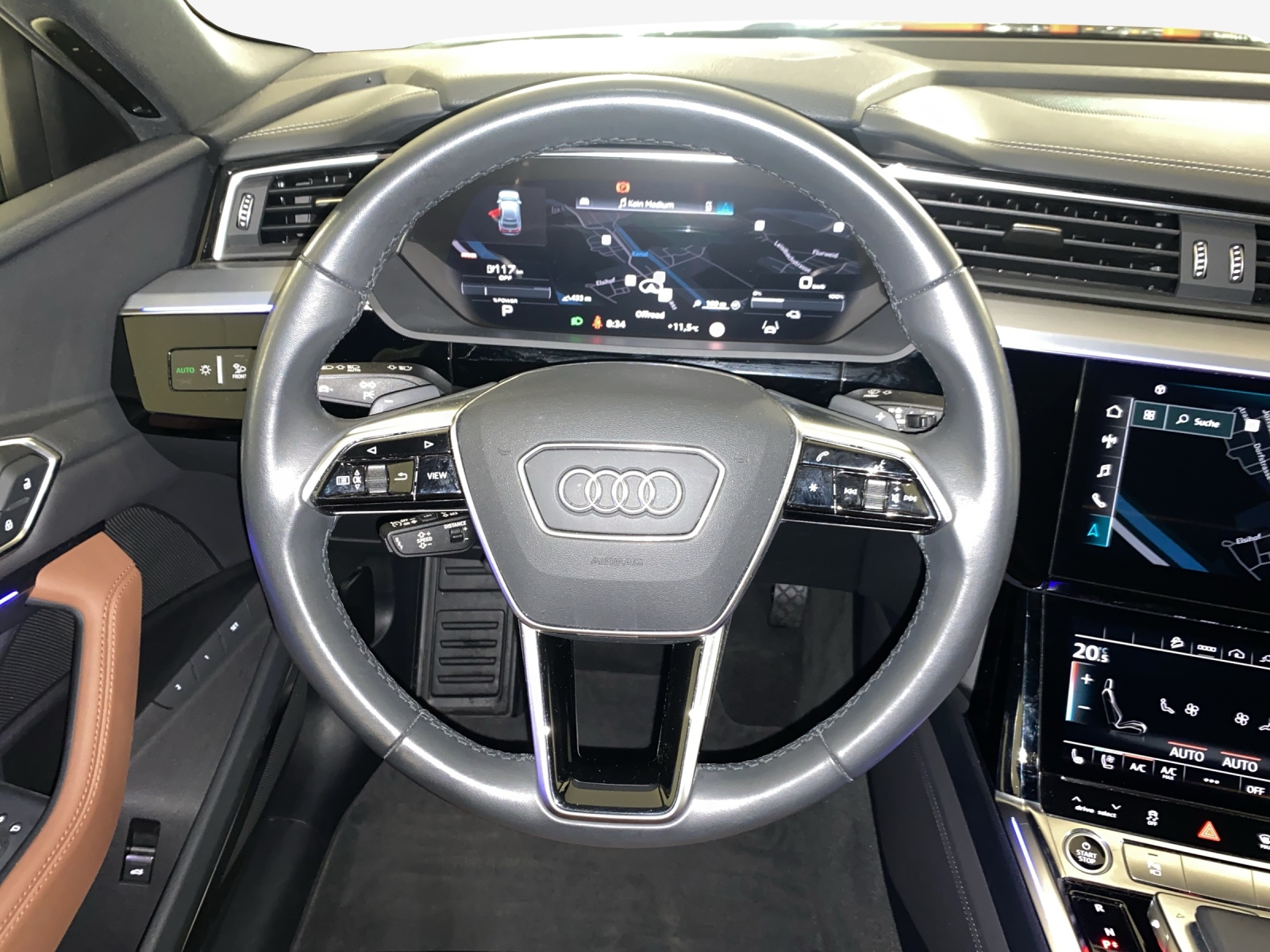 AUDI e-tron 55 Sportback S Line quattro-image-10