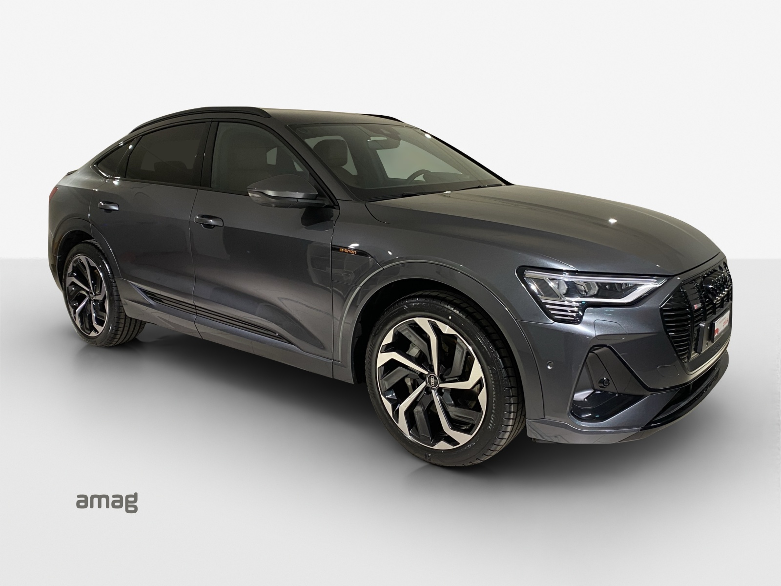 AUDI e-tron 55 Sportback S Line quattro-image-6