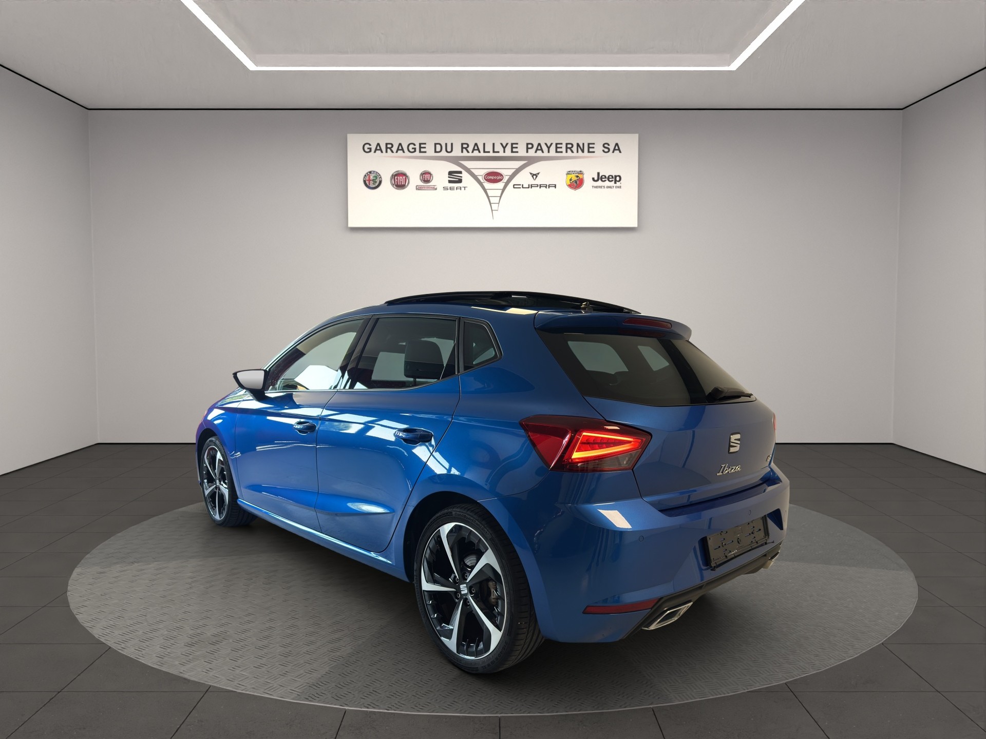SEAT Ibiza 1.0 EcoTSI Hola FR DSG-image-2