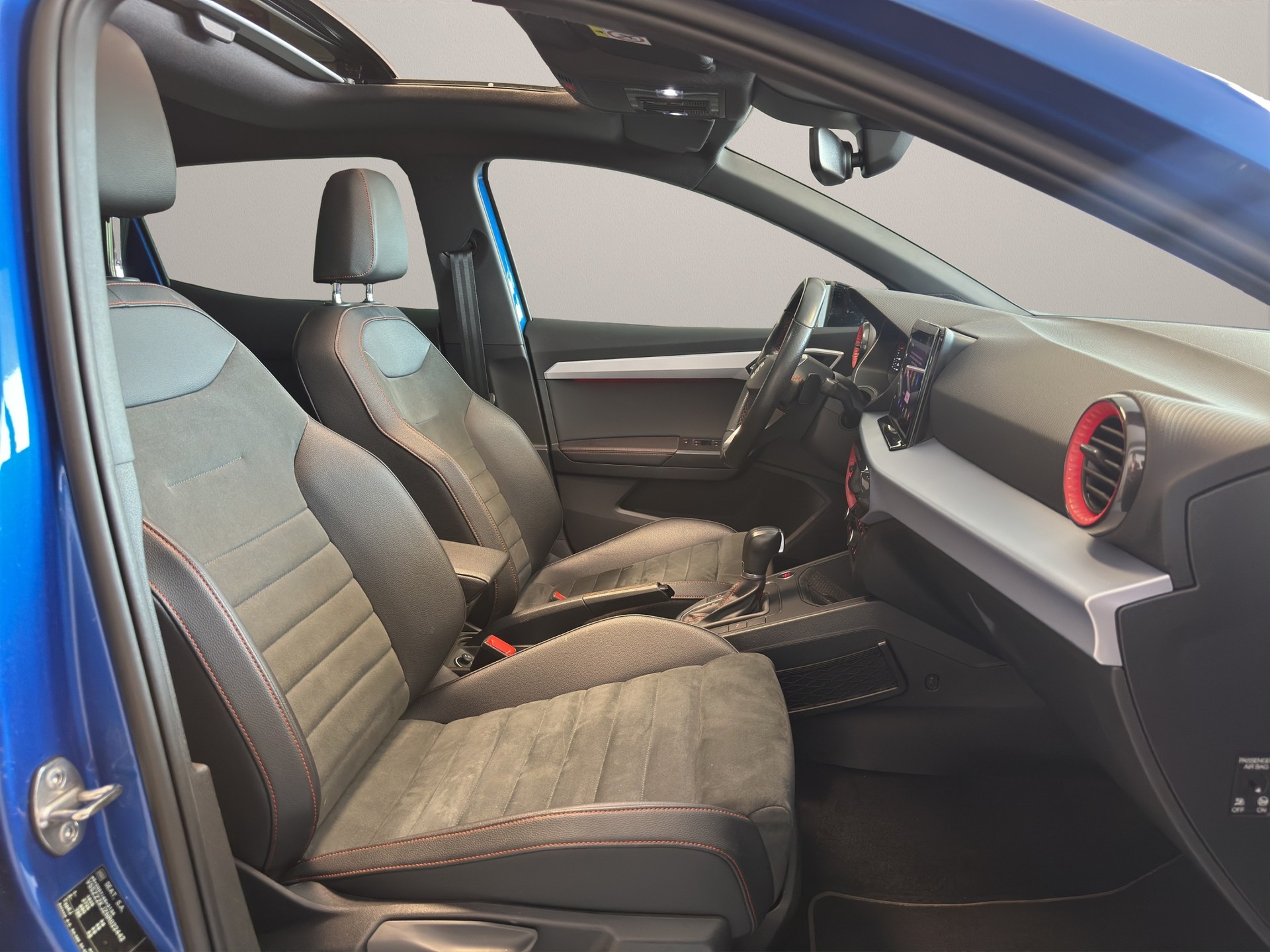 SEAT Ibiza 1.0 EcoTSI Hola FR DSG-image-9