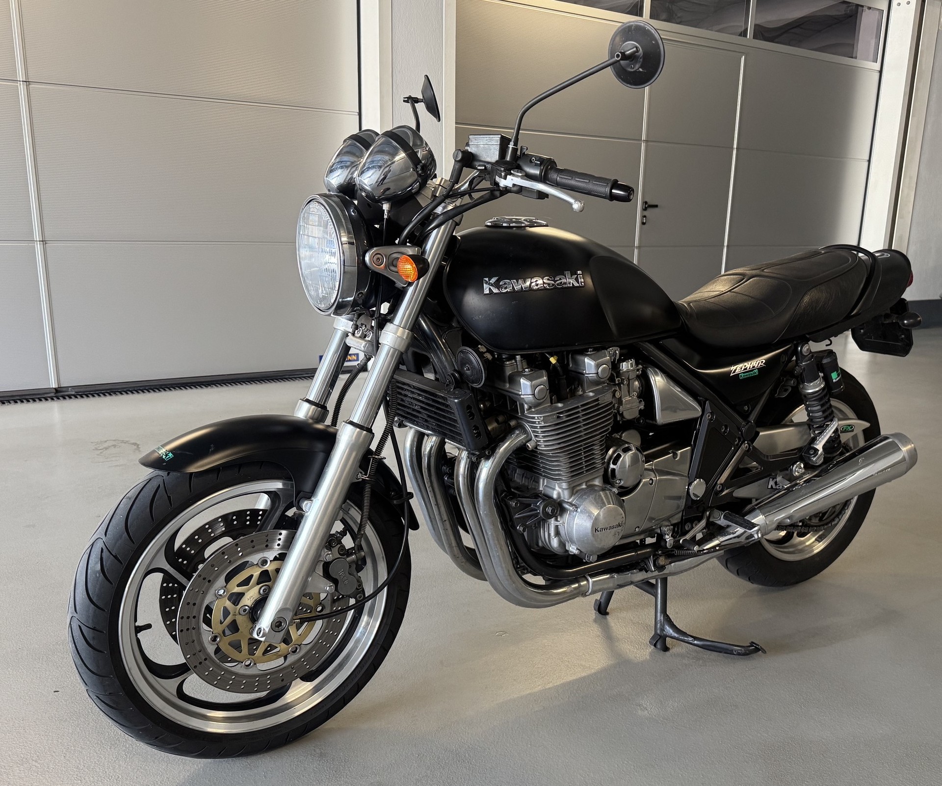 KAWASAKI Zephyr 1100