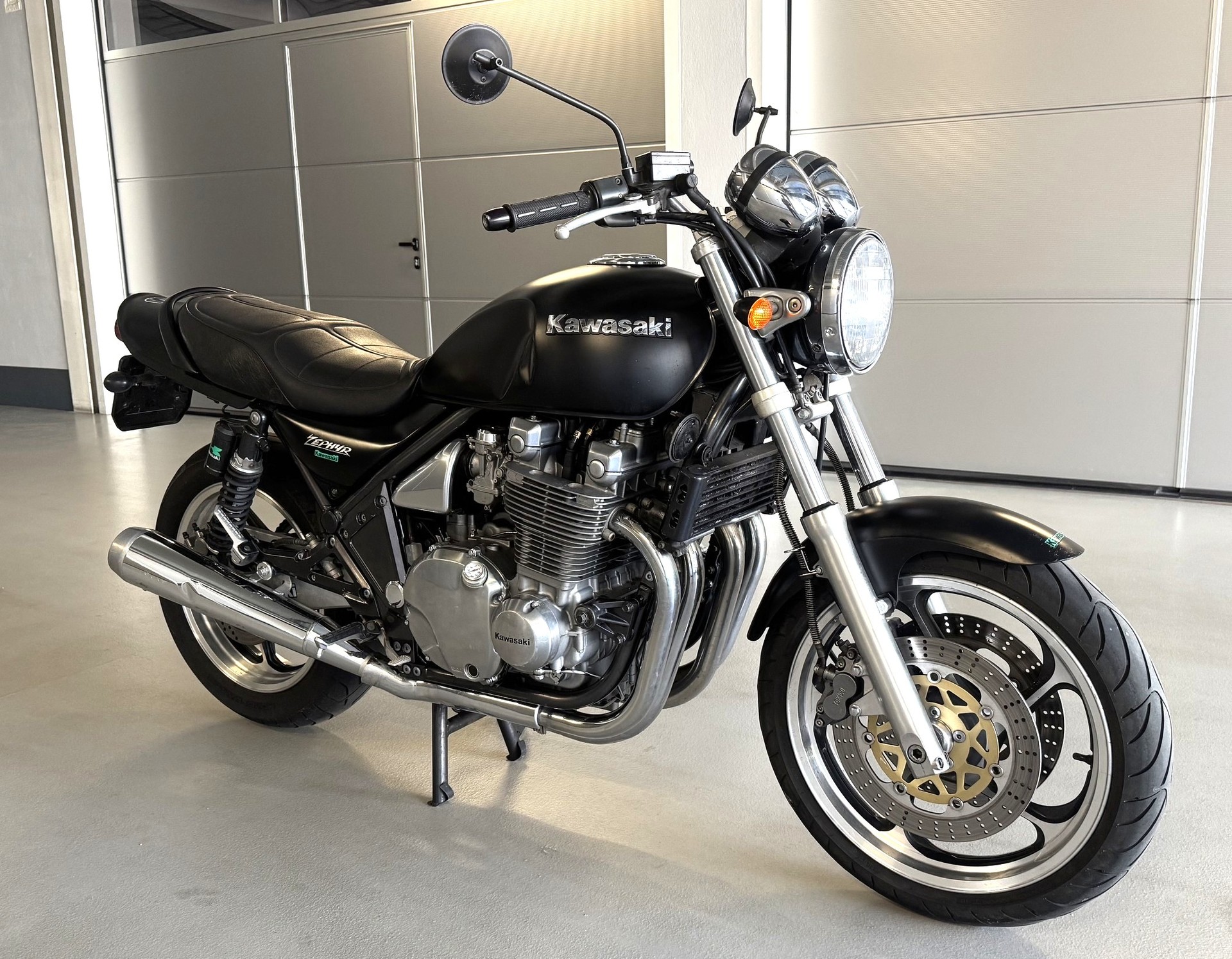 KAWASAKI Zephyr 1100-image-3