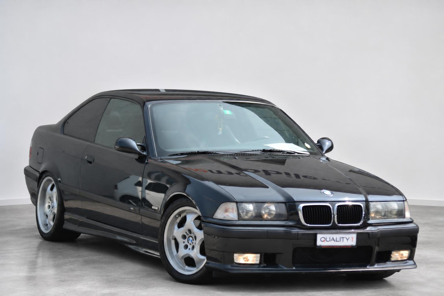 BMW 323i Coupé Sport Edition-image-3