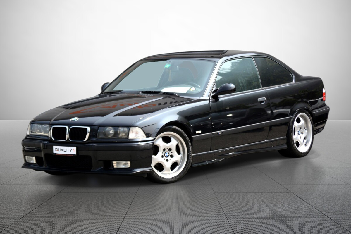 BMW 323i Coupé Sport Edition-image-0