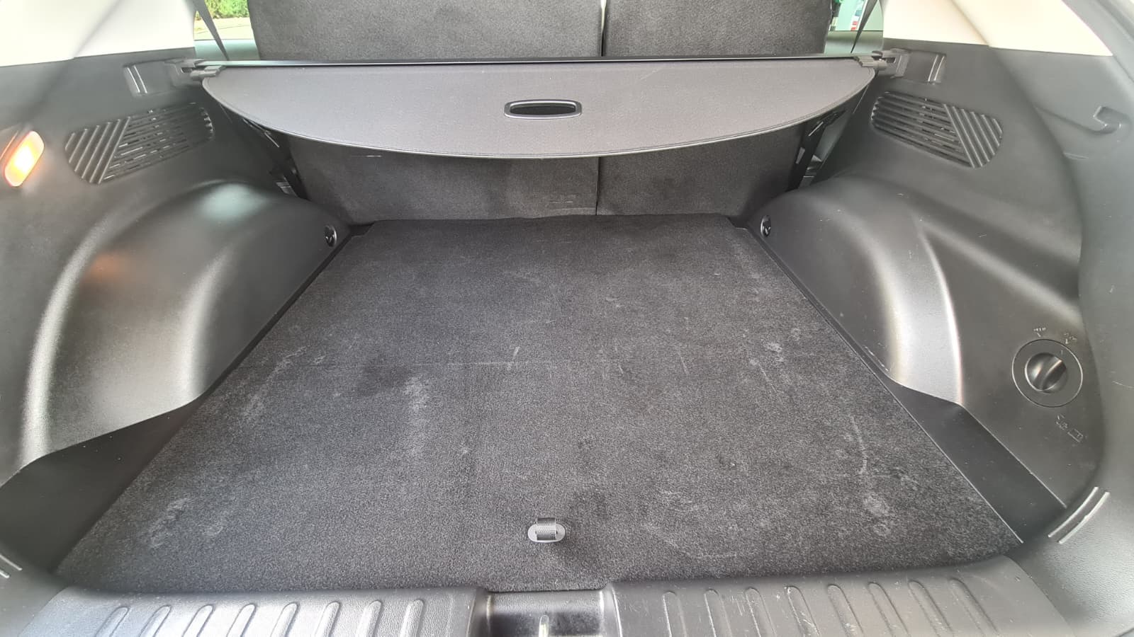 HYUNDAI Ioniq 5 77kWh Amplia 2WD ** Gr-Navi ** RF-Kamera 360° ** Sitzheizung V+H ** H-UP-Disp ** Anh-Kupplung 1600kg ** Modell 2024 **-image-9