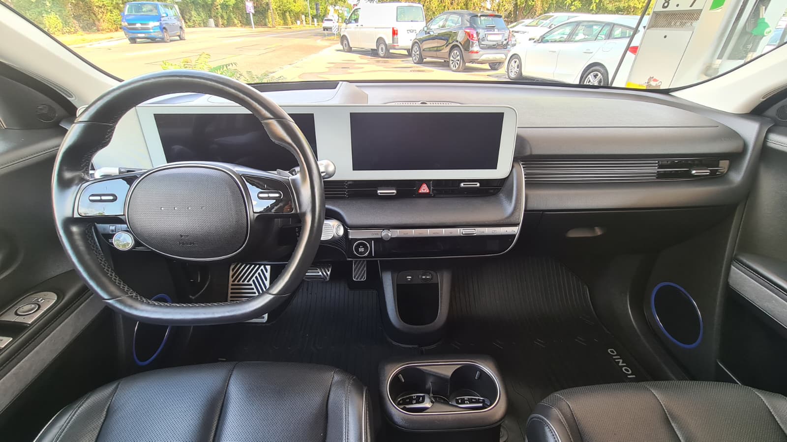 HYUNDAI Ioniq 5 77kWh Amplia 2WD ** Gr-Navi ** RF-Kamera 360° ** Sitzheizung V+H ** H-UP-Disp ** Anh-Kupplung 1600kg ** Modell 2024 **-image-14