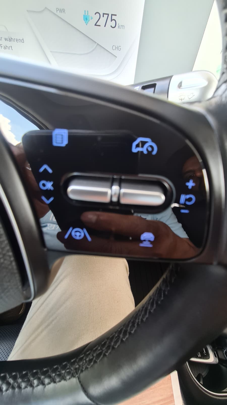 HYUNDAI Ioniq 5 77kWh Amplia 2WD ** Gr-Navi ** RF-Kamera 360° ** Sitzheizung V+H ** H-UP-Disp ** Anh-Kupplung 1600kg ** Modell 2024 **-image-11