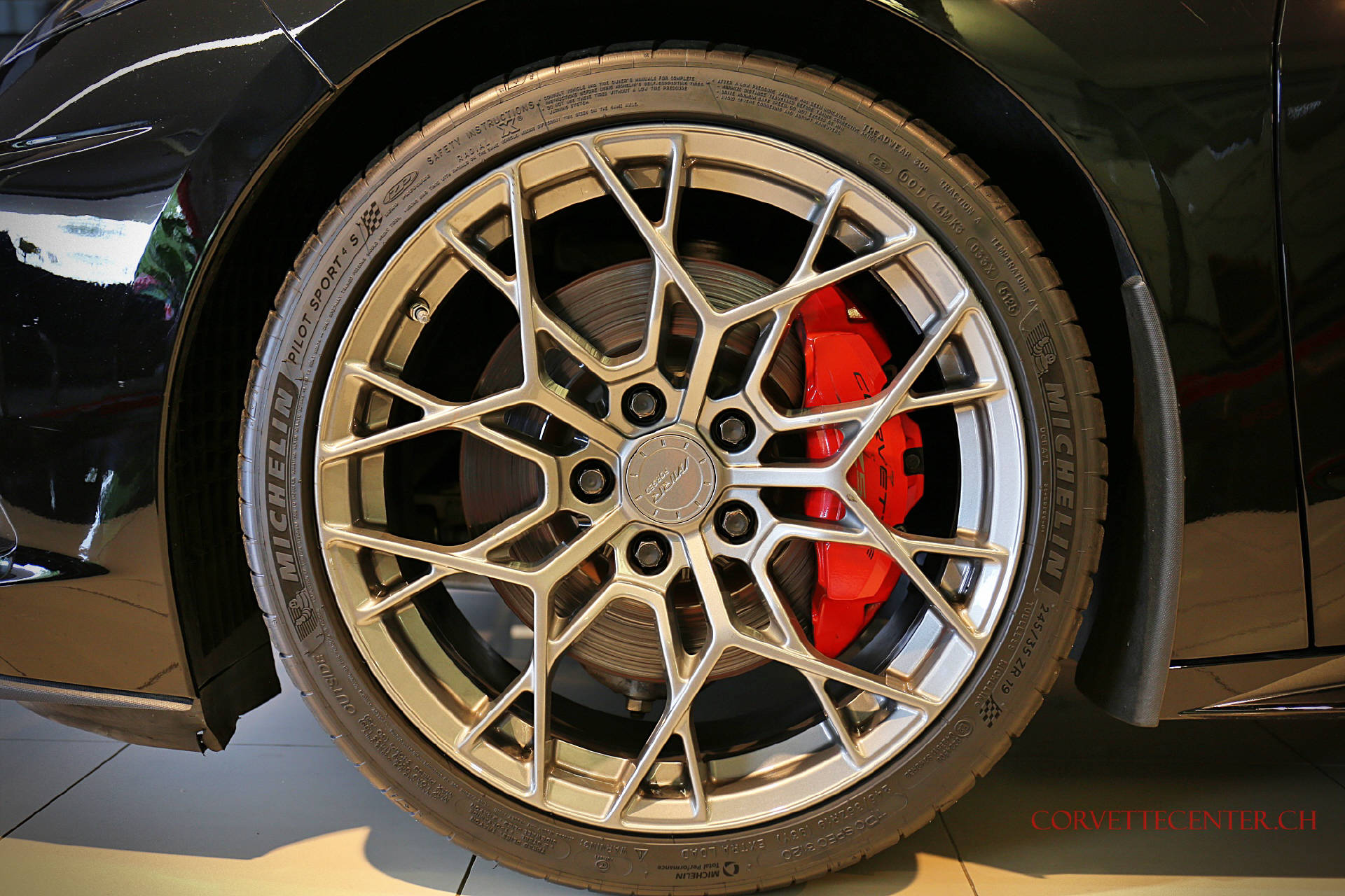 CHEVROLET Corvette Convertible 6.2 V8 Z51-image-9