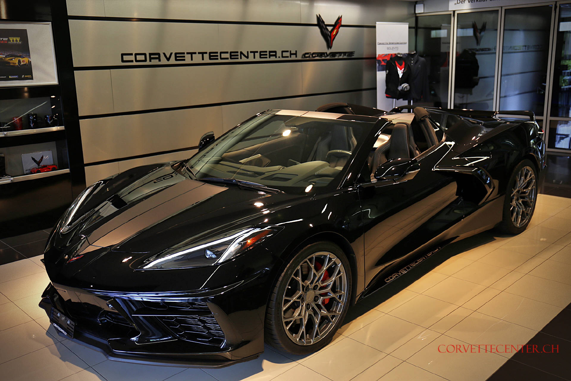 CHEVROLET Corvette Convertible 6.2 V8 Z51-showroom-element-1
