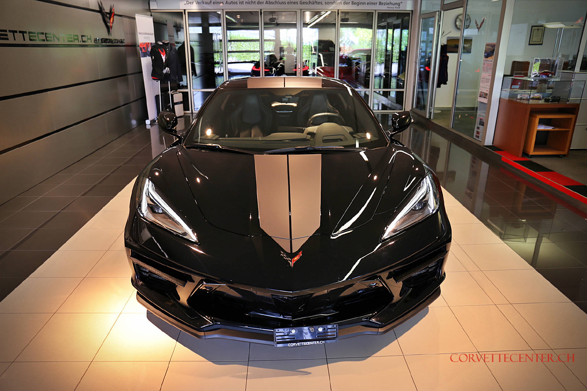 CHEVROLET Corvette Convertible 6.2 V8 Z51-image-16