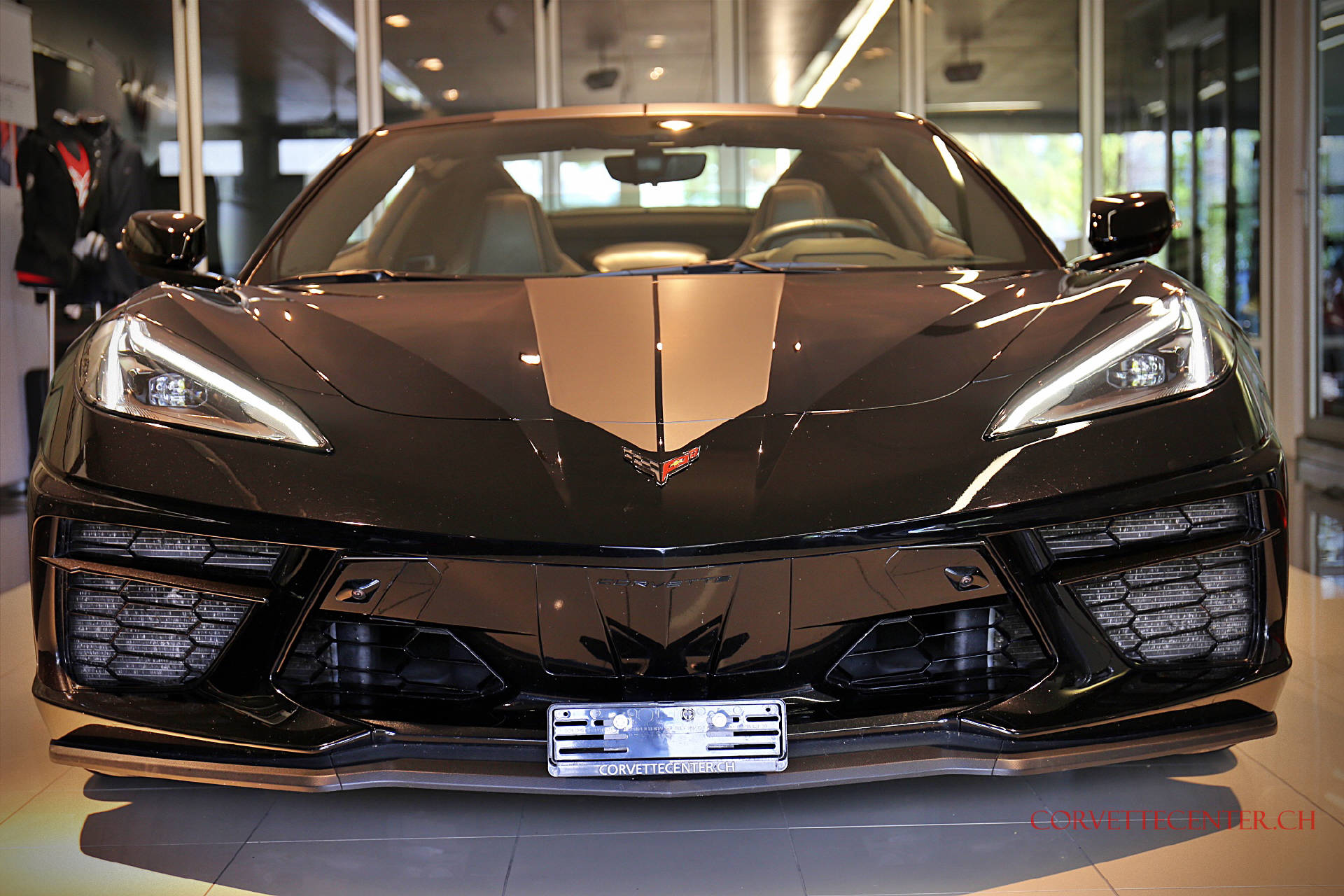 CHEVROLET Corvette Convertible 6.2 V8 Z51-showroom-element-3