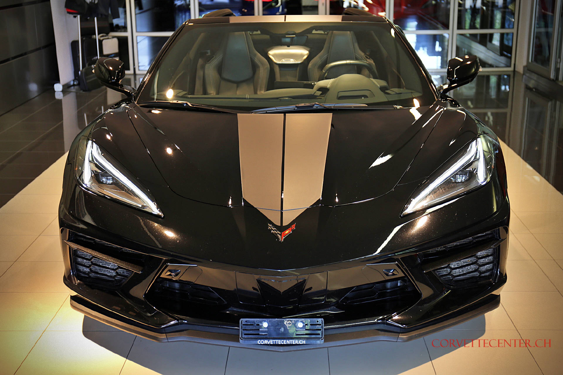 CHEVROLET Corvette Convertible 6.2 V8 Z51-showroom-element-2