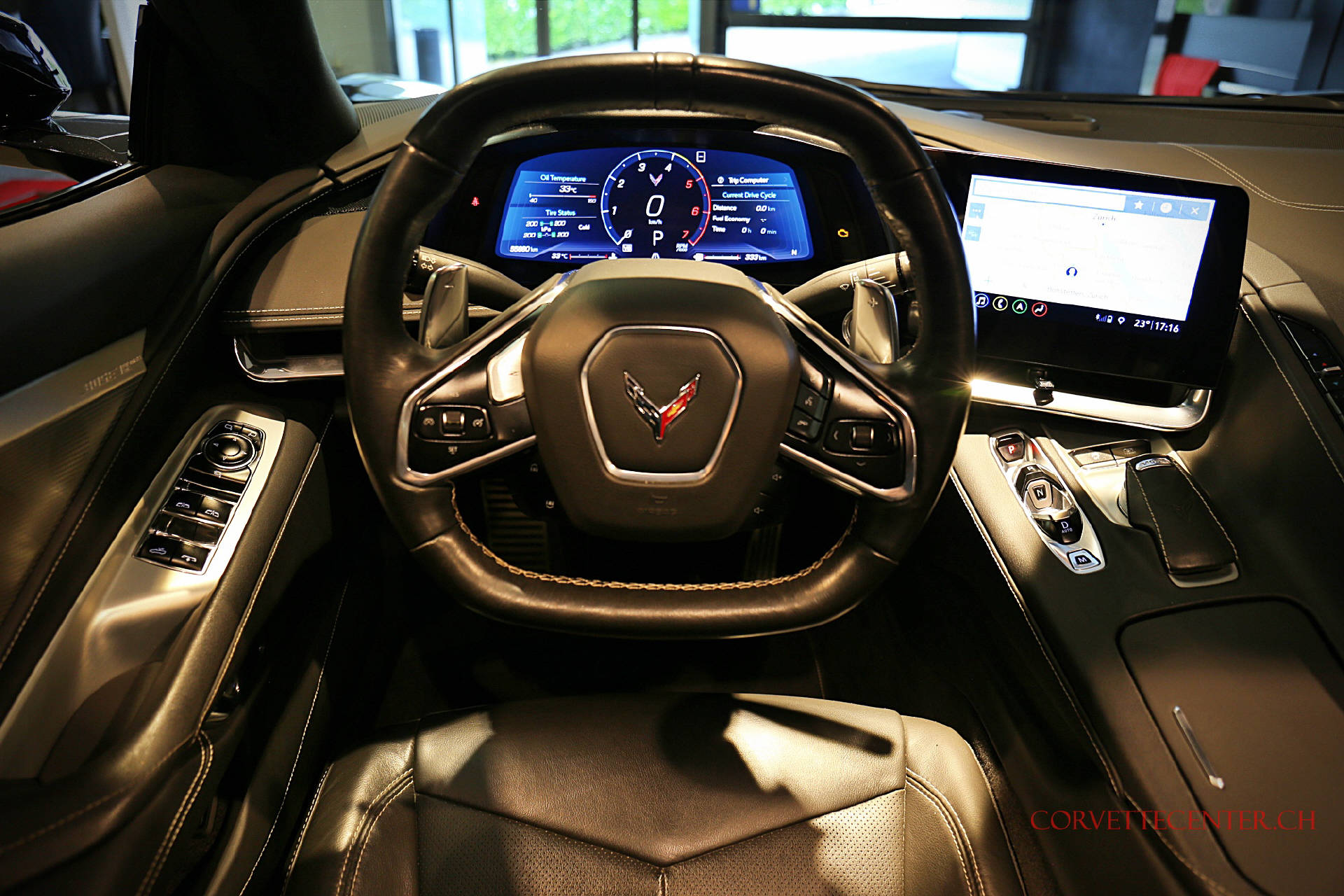 CHEVROLET Corvette Convertible 6.2 V8 Z51-image-11