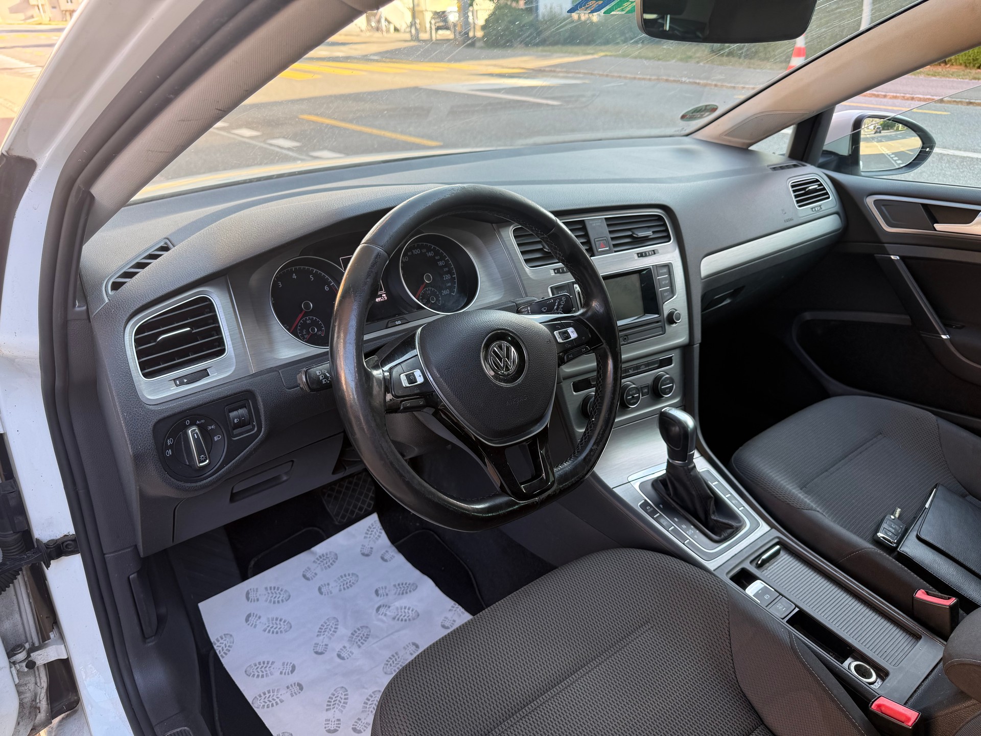 VW Golf 1.4 TSI Highline DSG-image-14