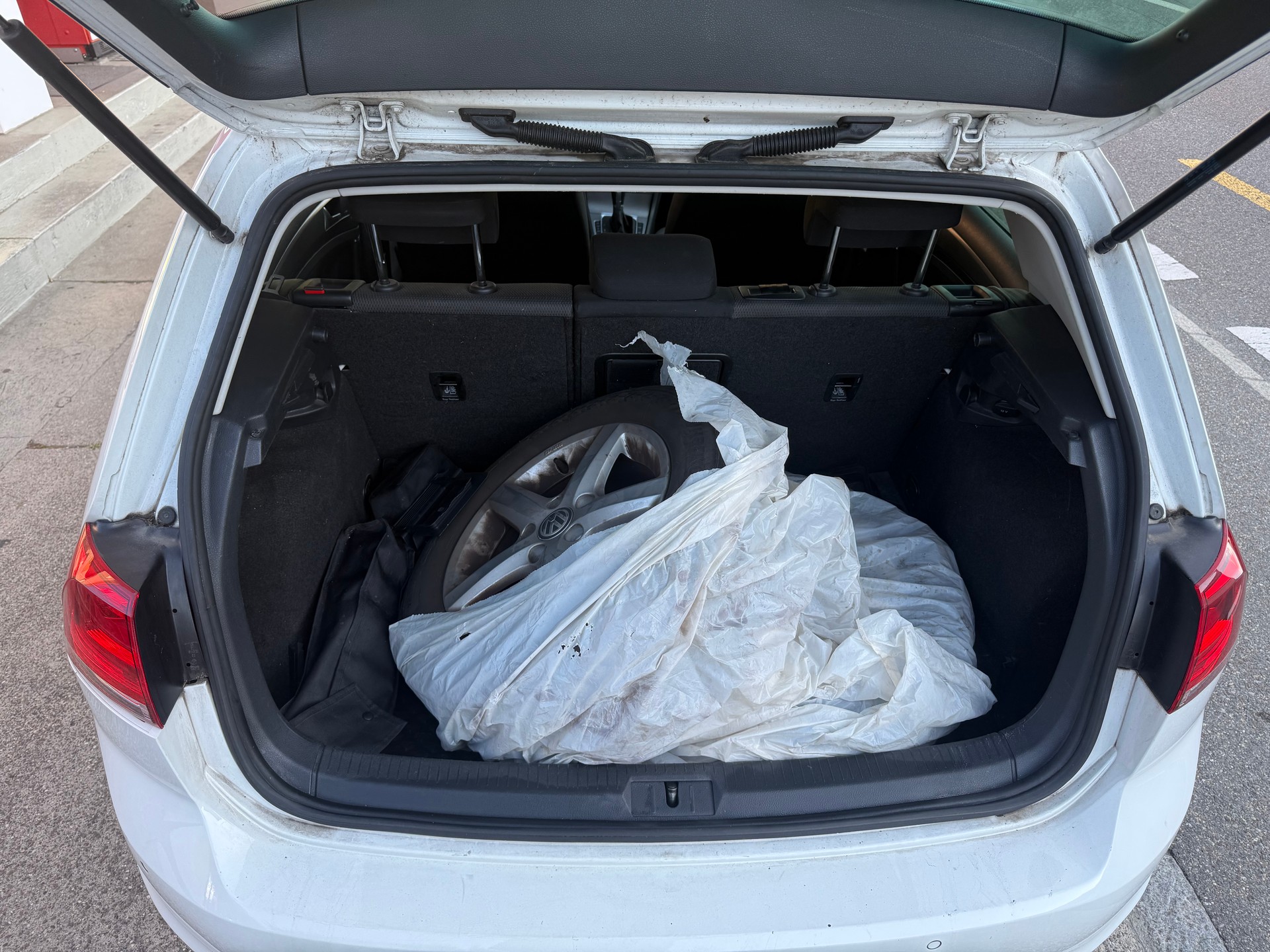 VW Golf 1.4 TSI Highline DSG-image-6
