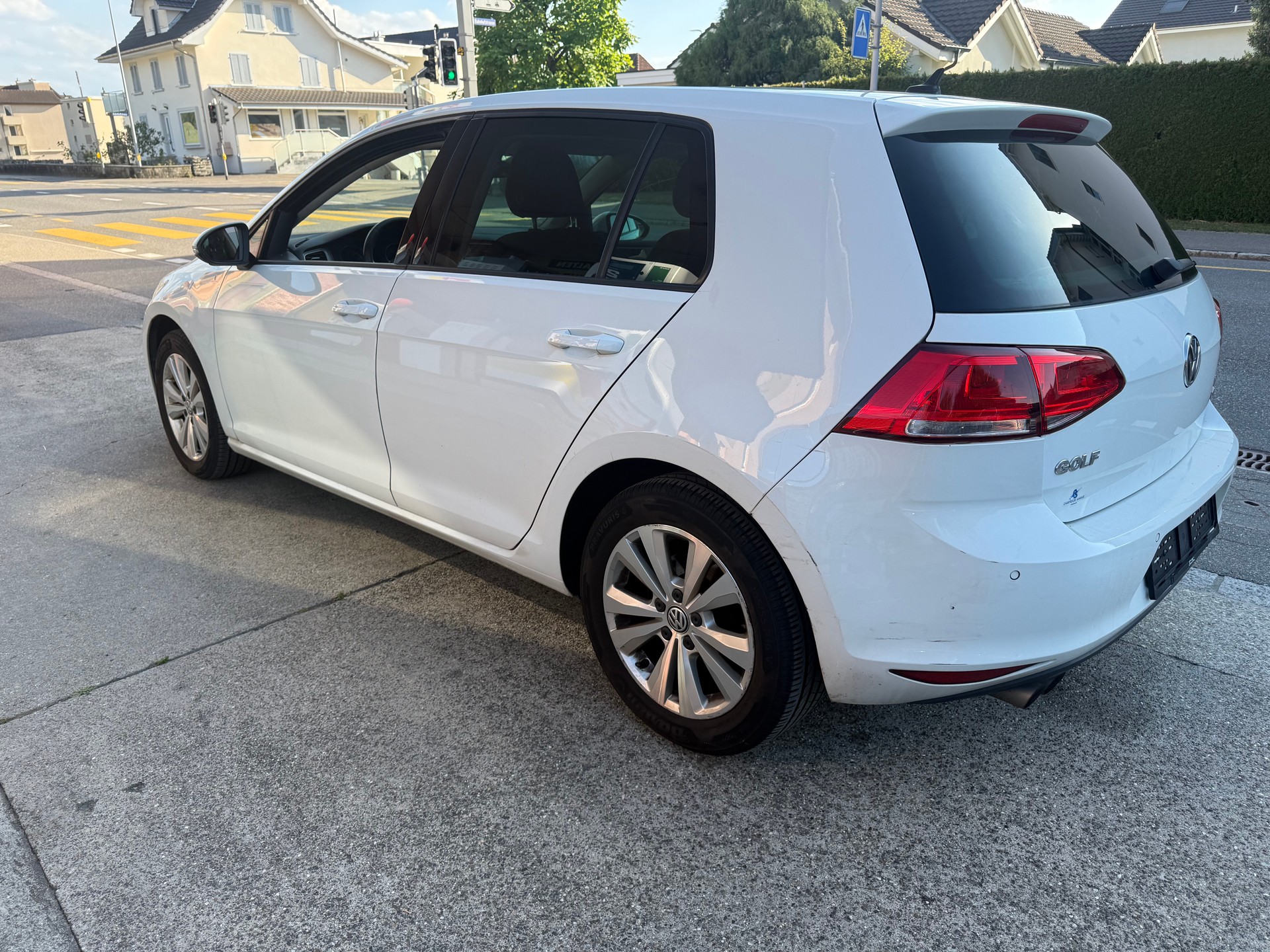 VW Golf 1.4 TSI Highline DSG-image-7