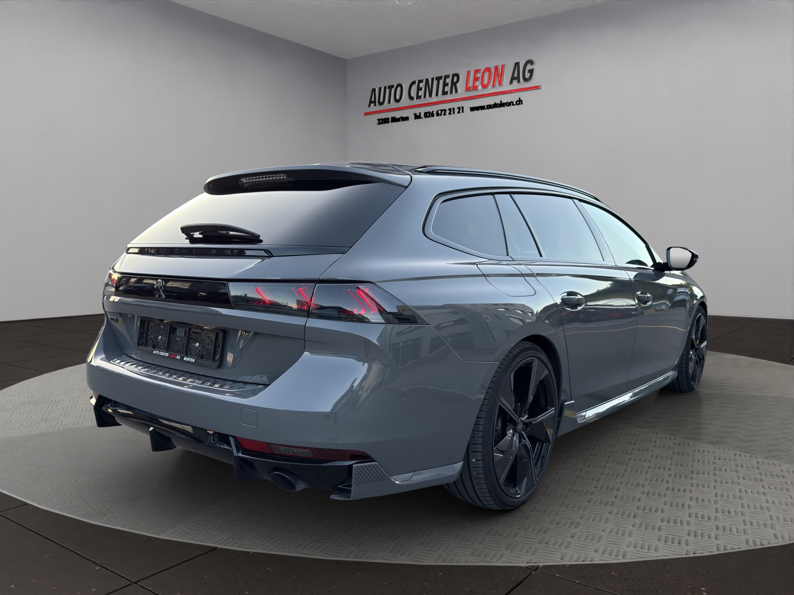 PEUGEOT 508 SW Hybrid4 360 e Sport Engineered-image-5