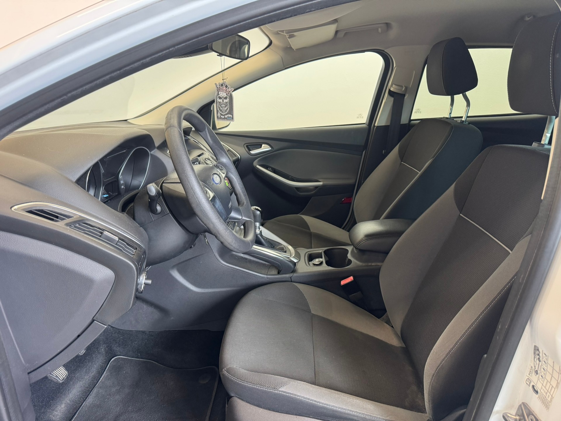 FORD Focus 1.0 SCTi Carving-image-8