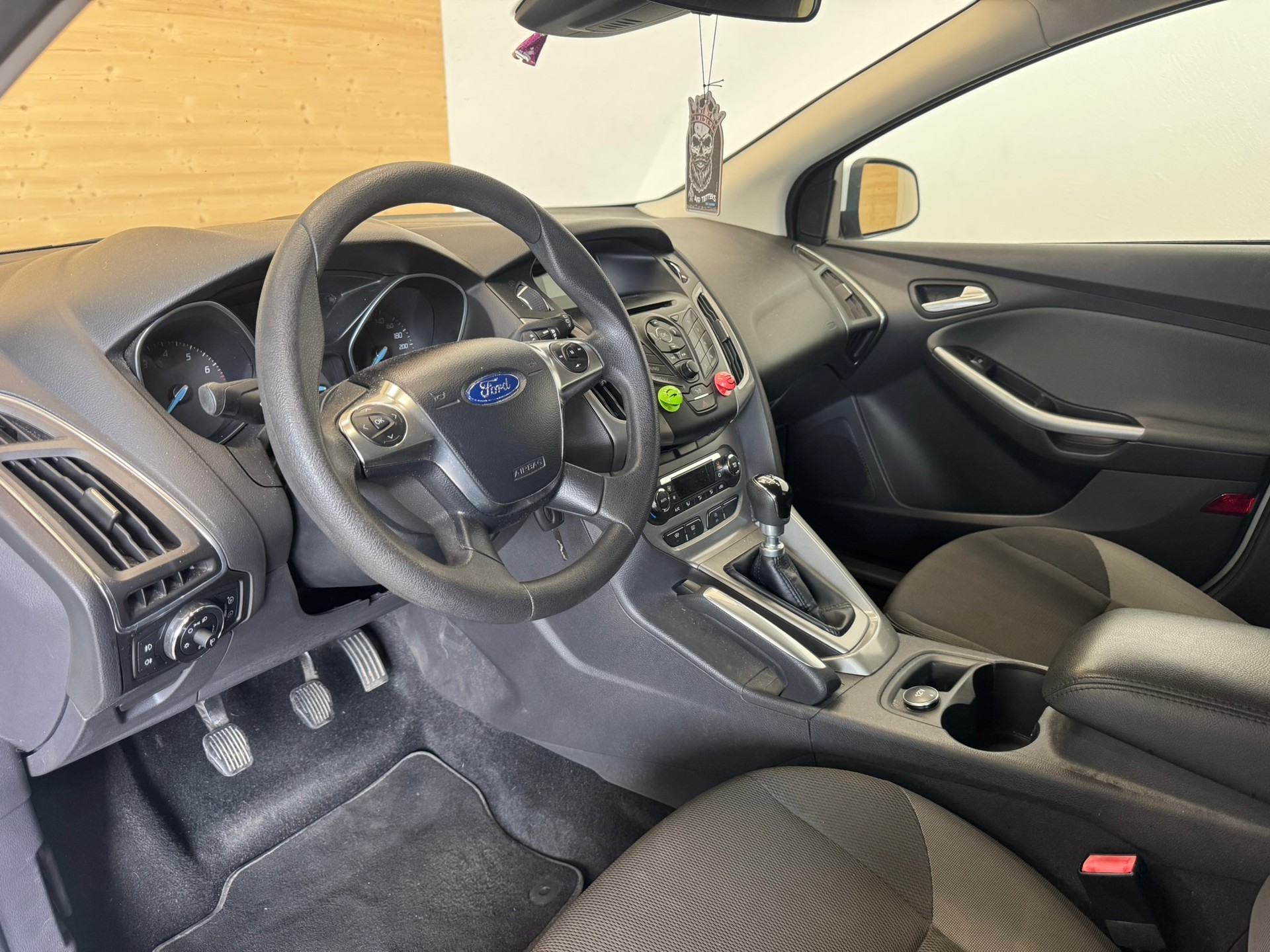 FORD Focus 1.0 SCTi Carving-image-10