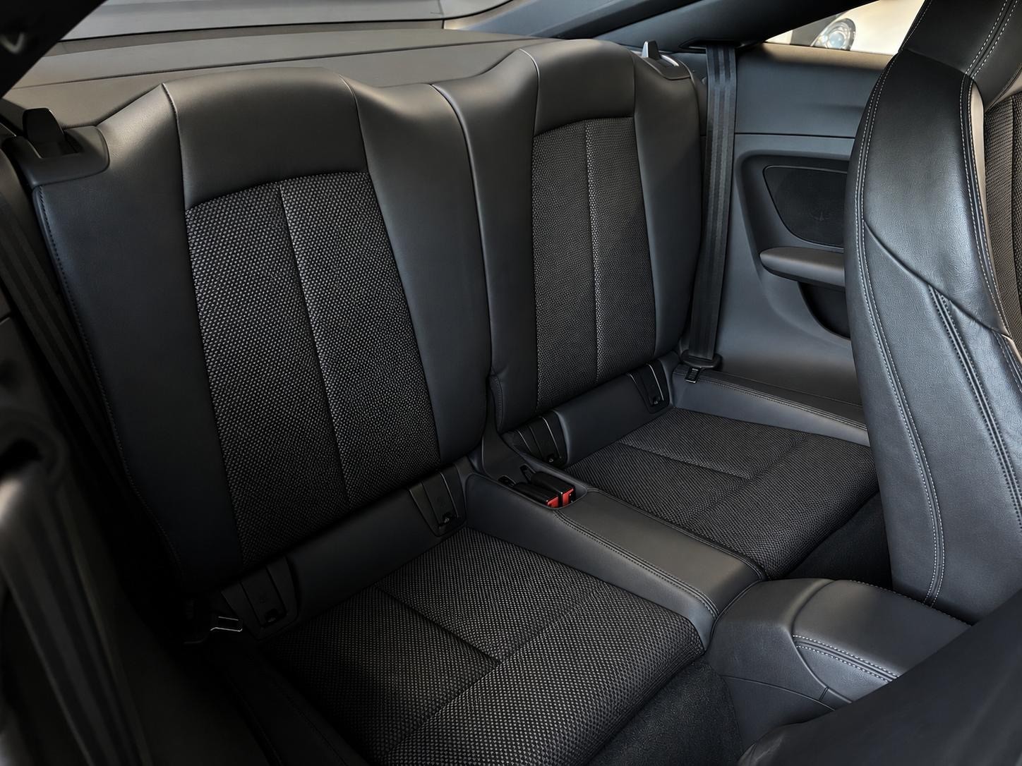 AUDI TT Coupé 2.0 TFSI S-tronic-image-15