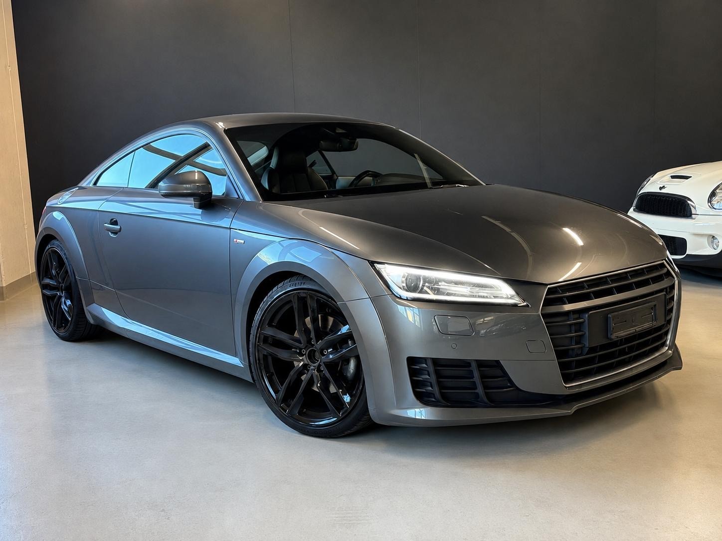 AUDI TT Coupé 2.0 TFSI S-tronic-image-4