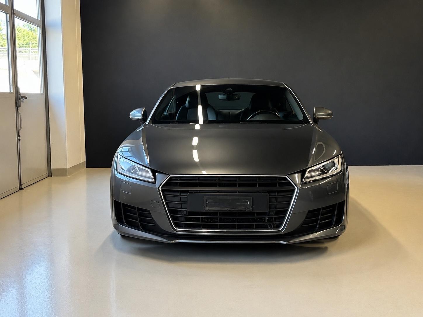AUDI TT Coupé 2.0 TFSI S-tronic-image-2