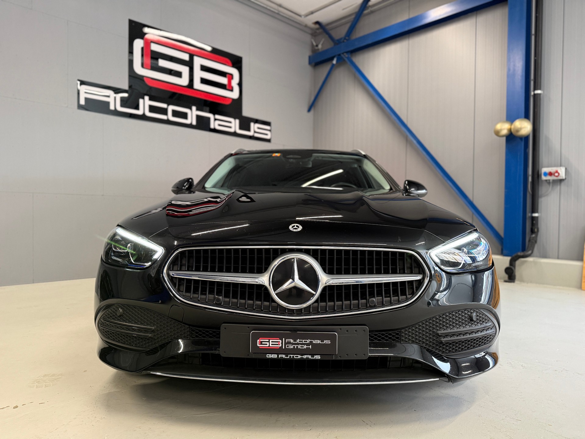 MERCEDES-BENZ C 220 d 9G-Tronic-image-2