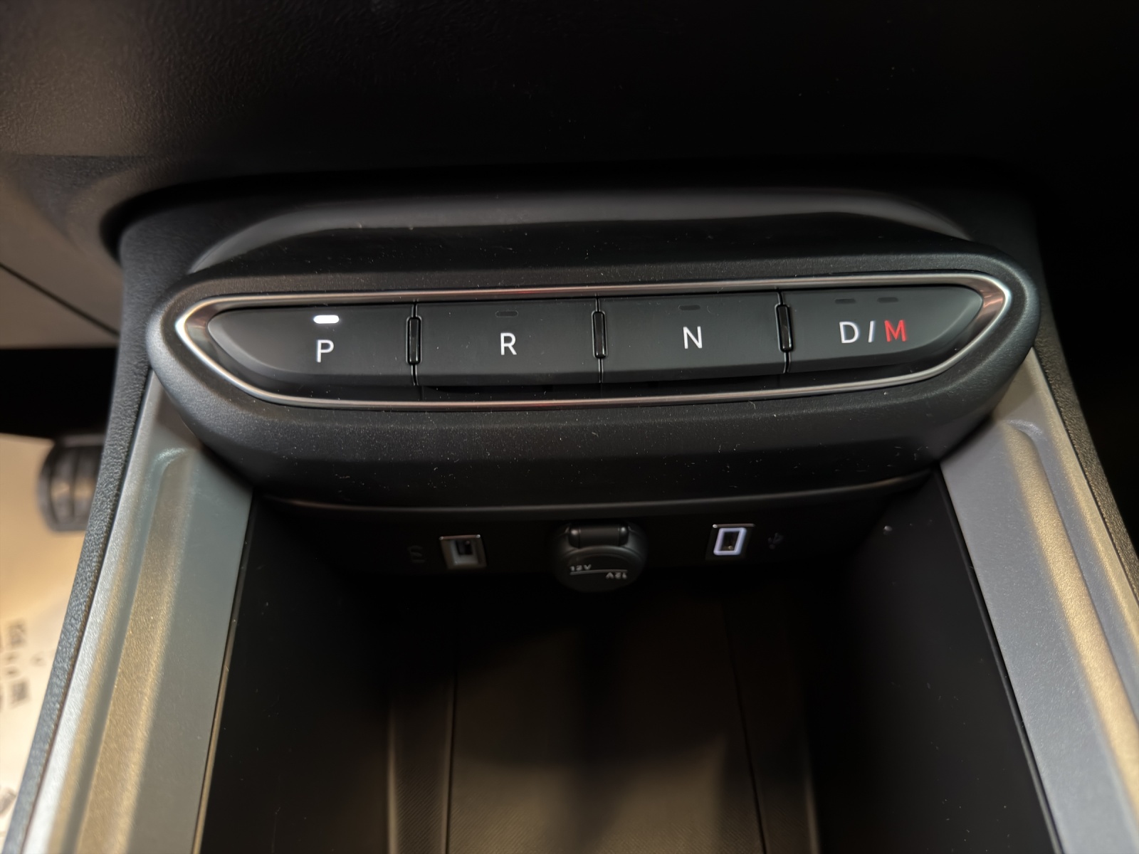 JEEP Avenger 1.2 Turbo MHEV Longitude-image-14