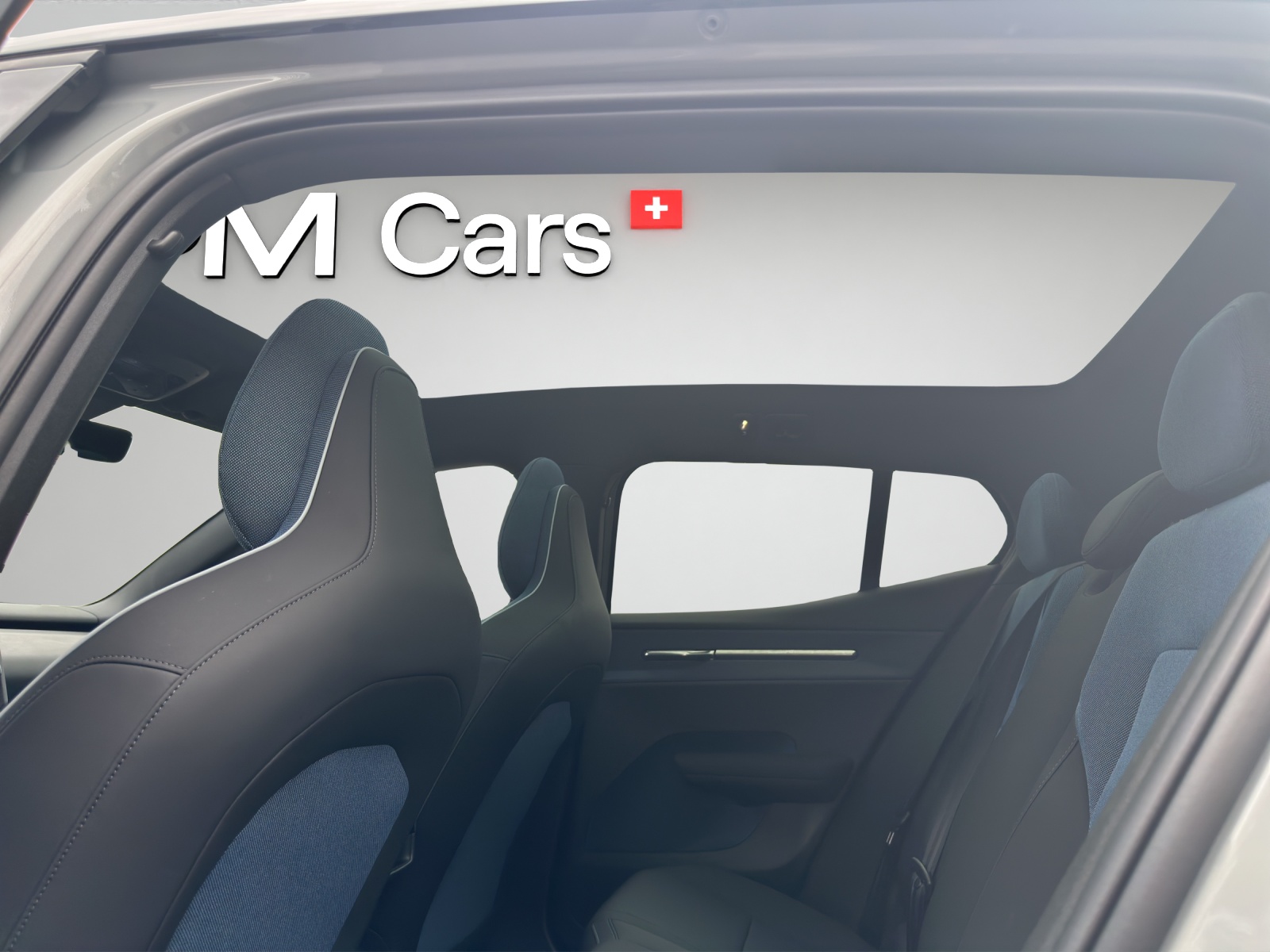 VOLVO EX30 E60 Twin Ultra Performance AWD-image-13