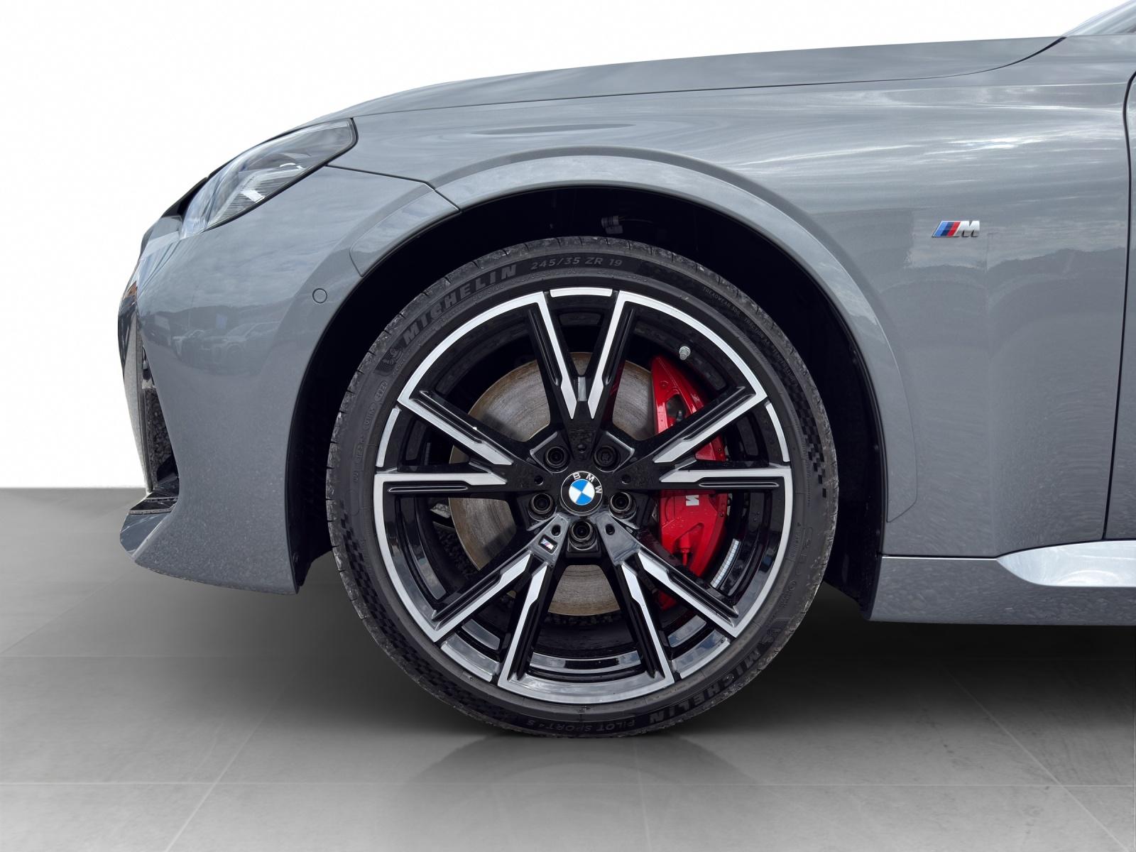 BMW M240i xDrive Coupé M Sport Pro-image-21