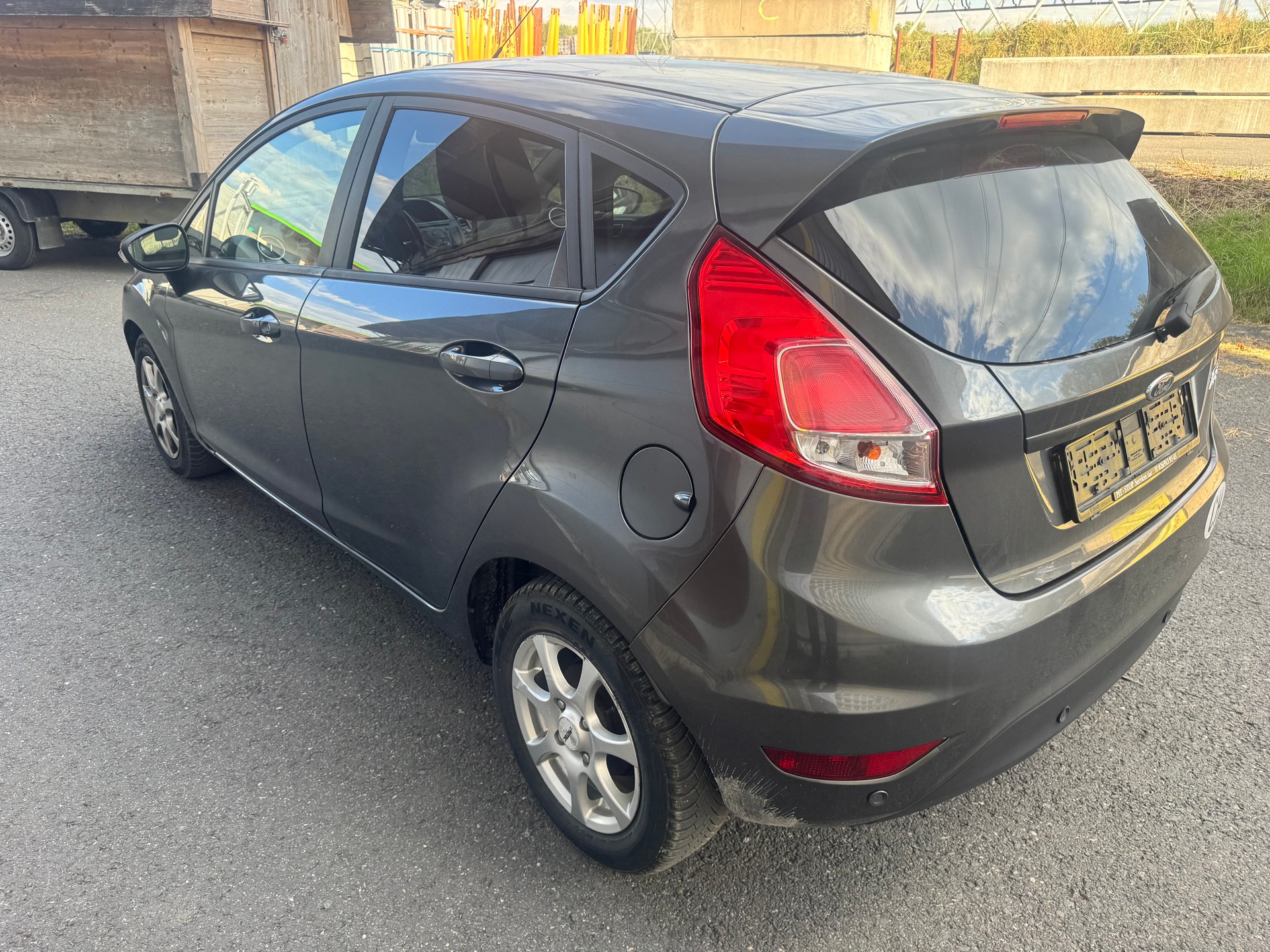 FORD Fiesta 1.5 TDCi Titanium-image-3