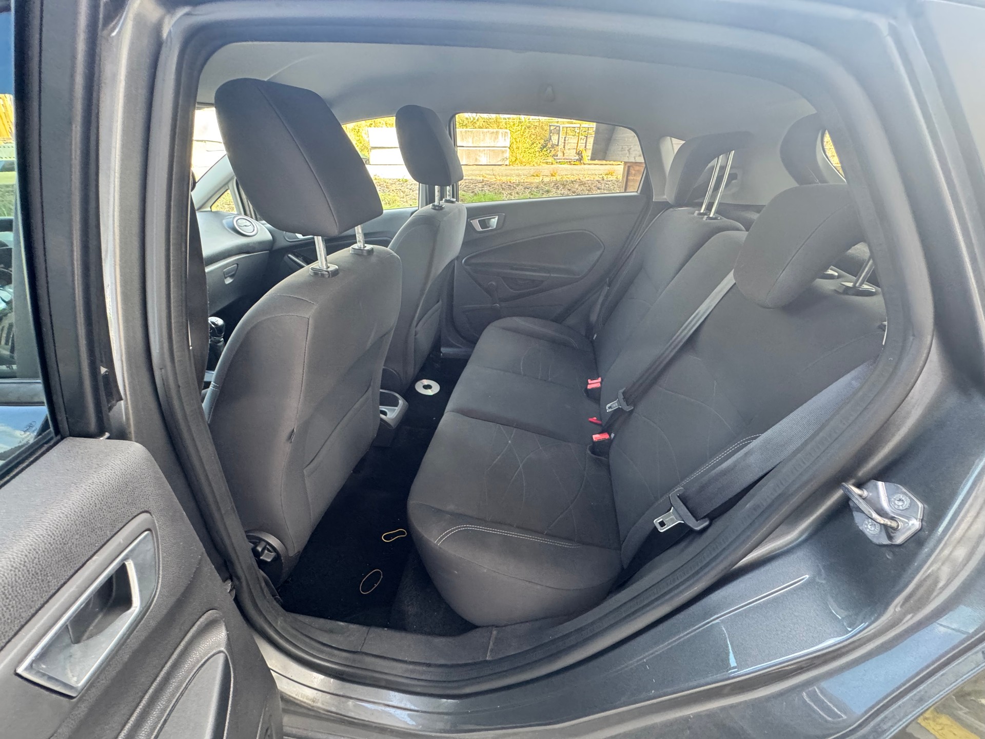 FORD Fiesta 1.5 TDCi Titanium-image-11
