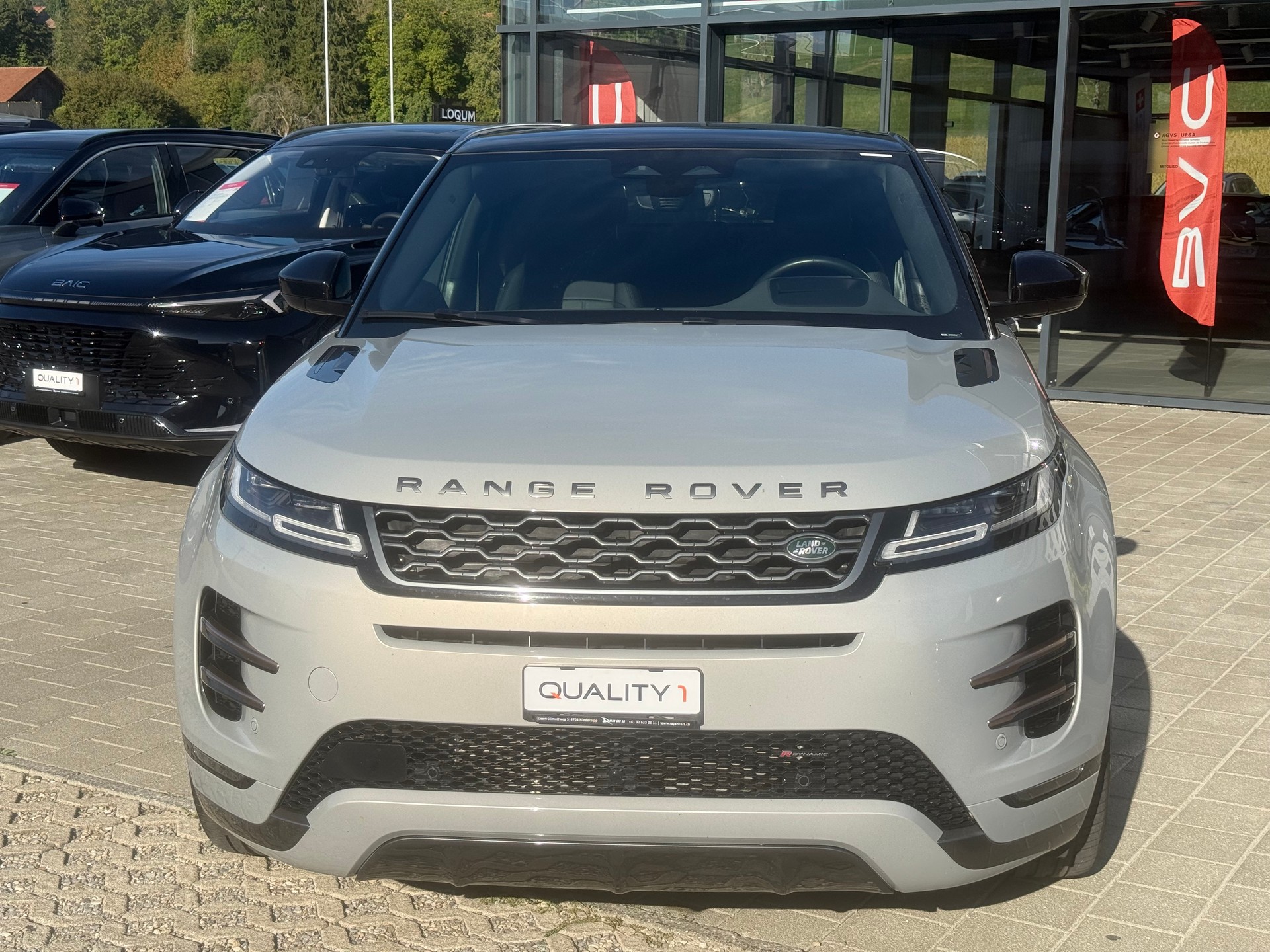 LAND ROVER Range Rover Evoque P 300e SE AT8-image-4