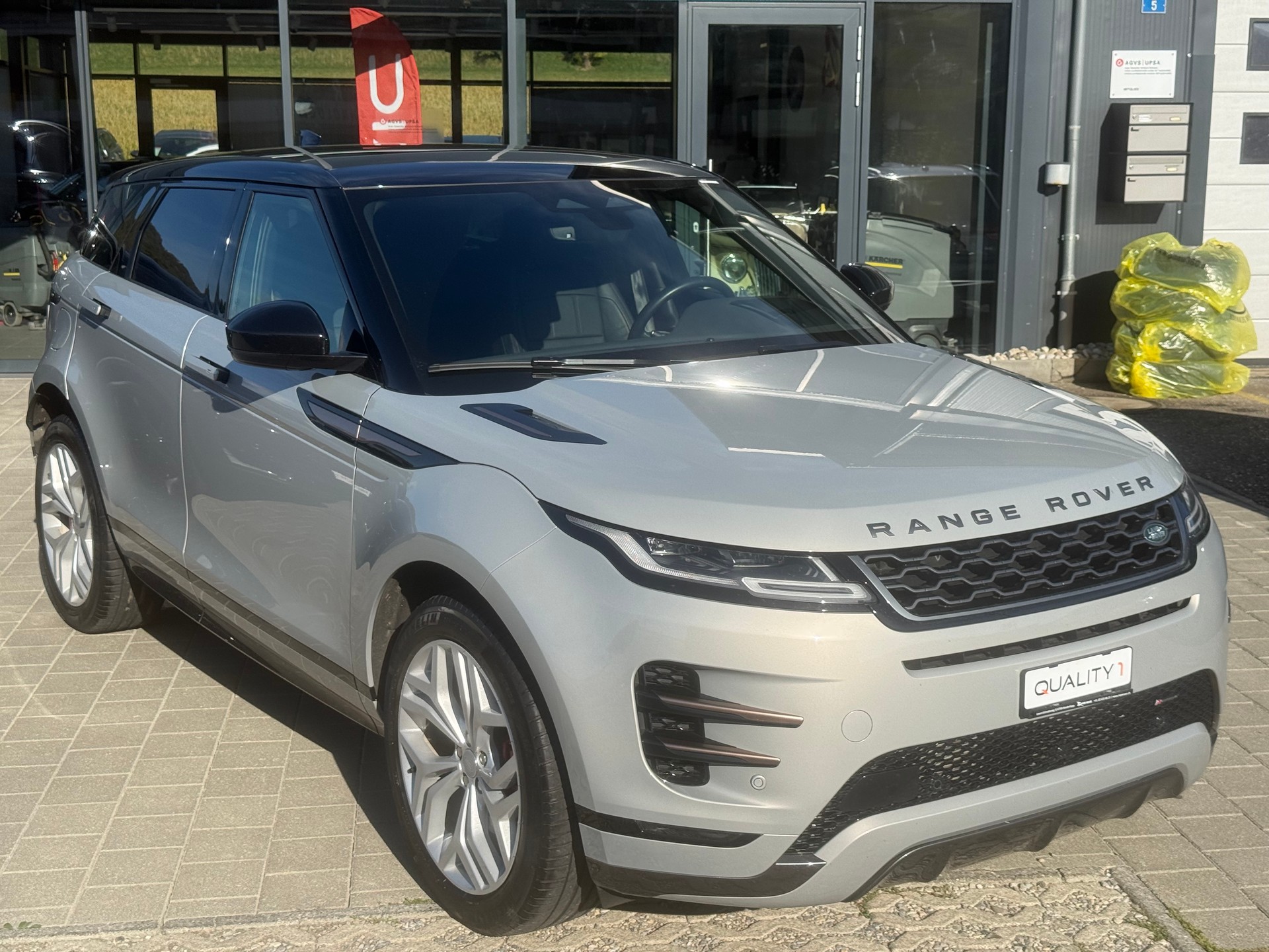LAND ROVER Range Rover Evoque P 300e SE AT8-image-7