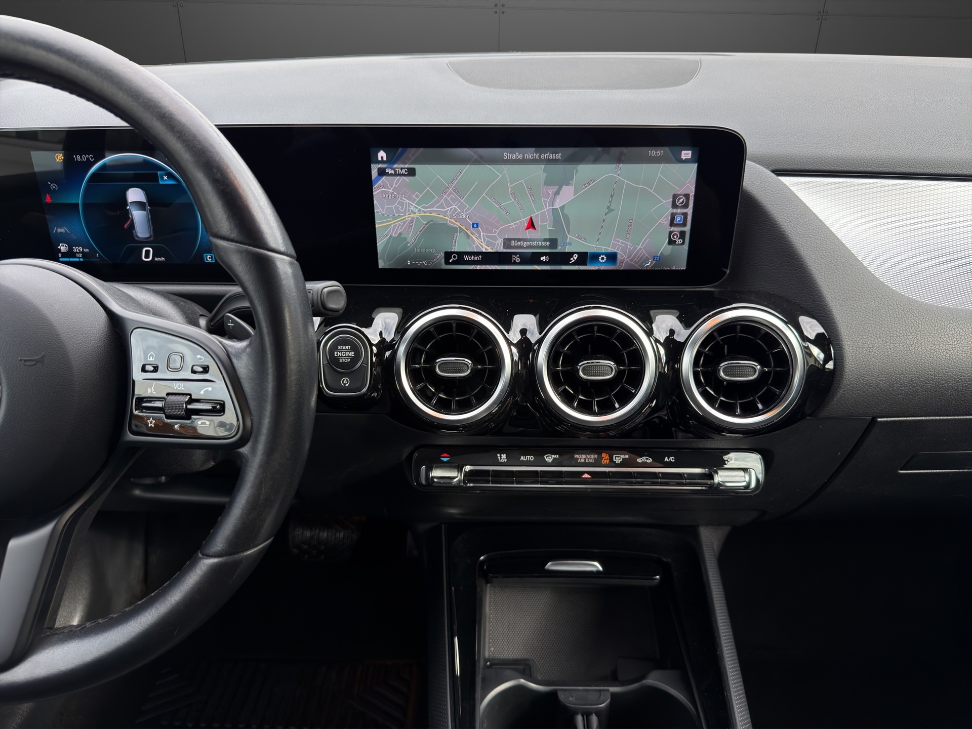 MERCEDES-BENZ B 180 SE Line 7G-DCT-image-13