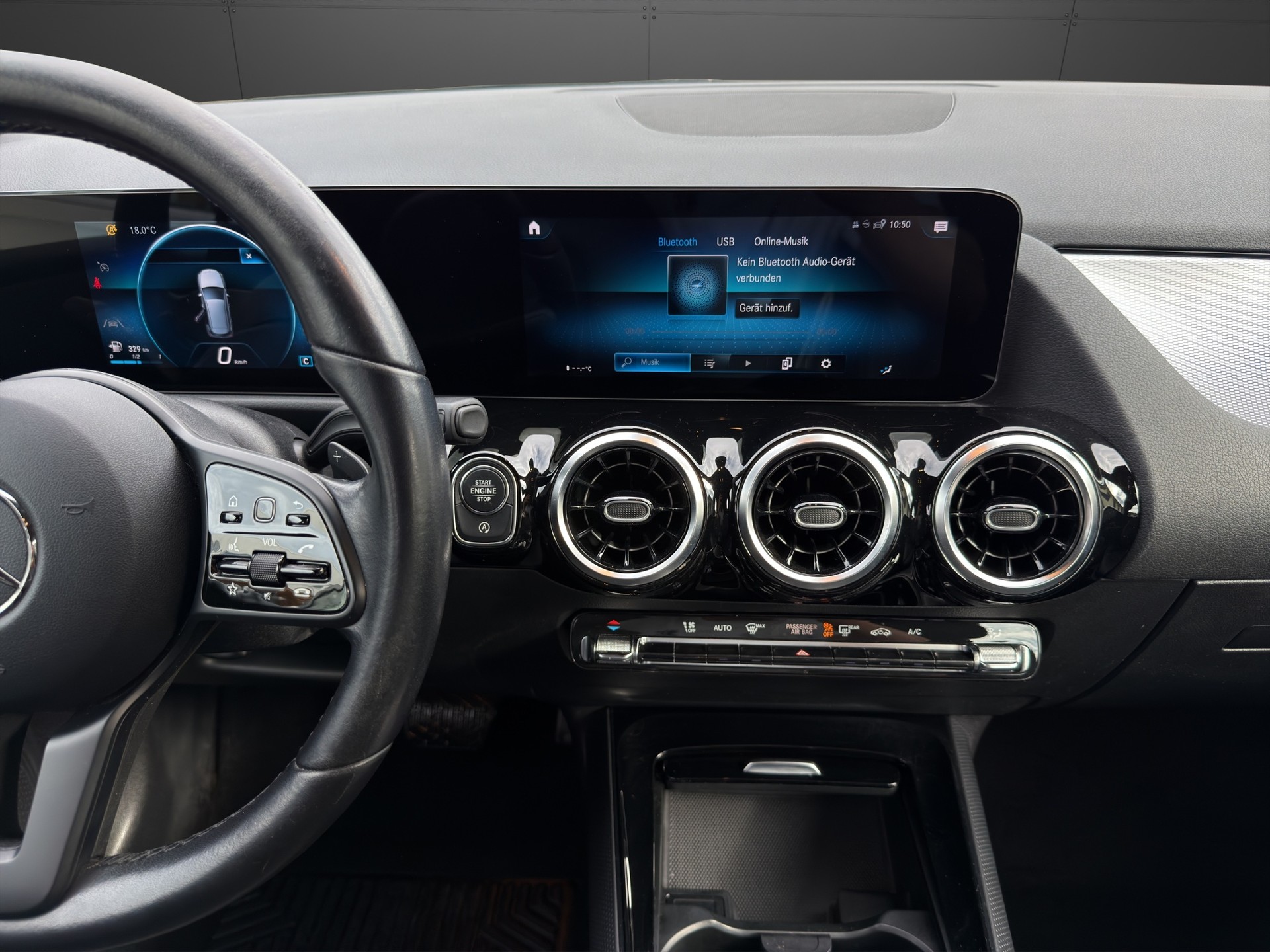 MERCEDES-BENZ B 180 SE Line 7G-DCT-image-12