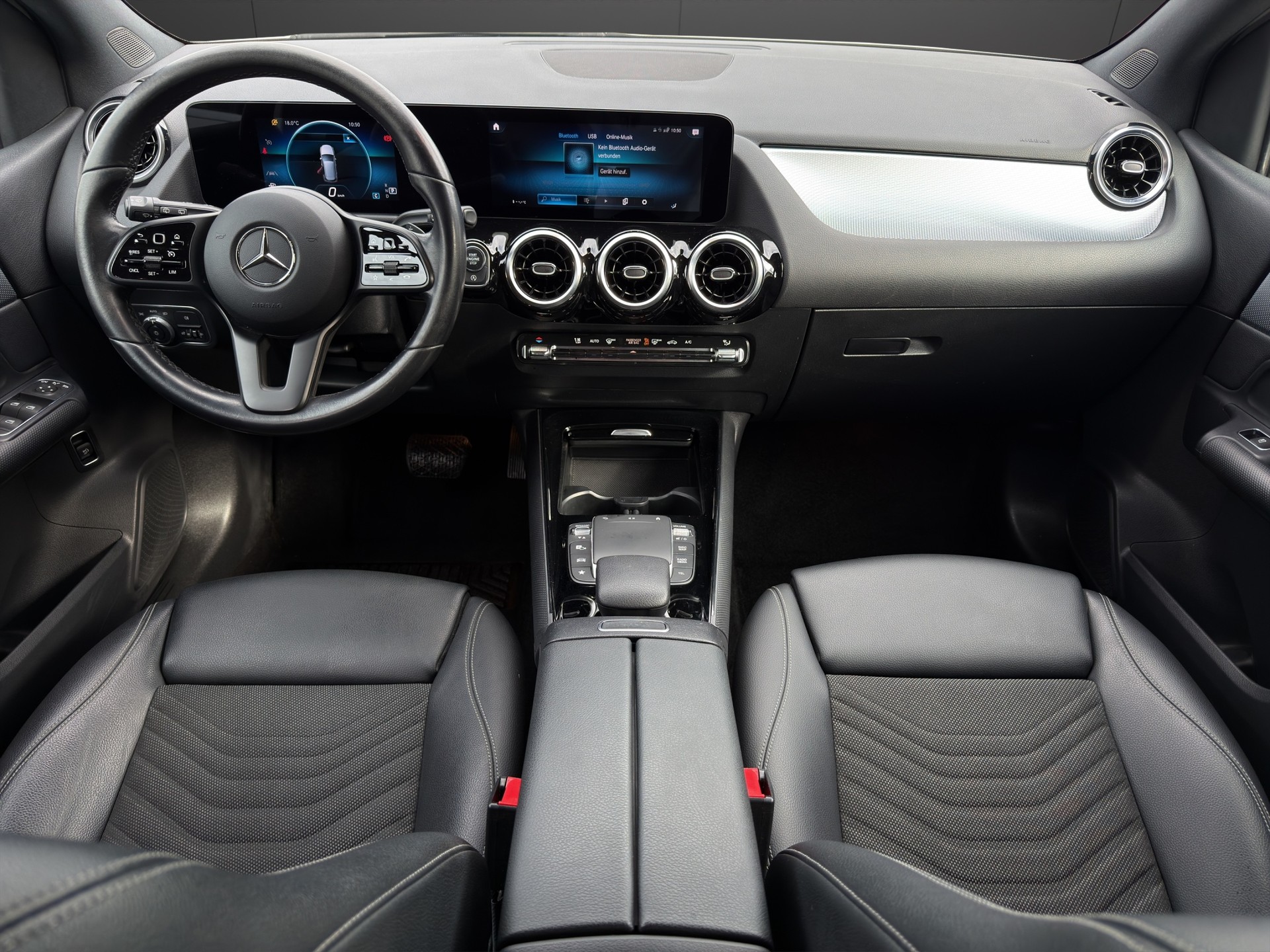 MERCEDES-BENZ B 180 SE Line 7G-DCT-image-10