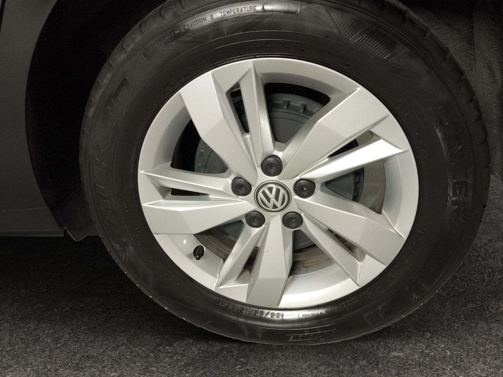 VW Polo 1.0 TSI BMT Comfortline-image-13