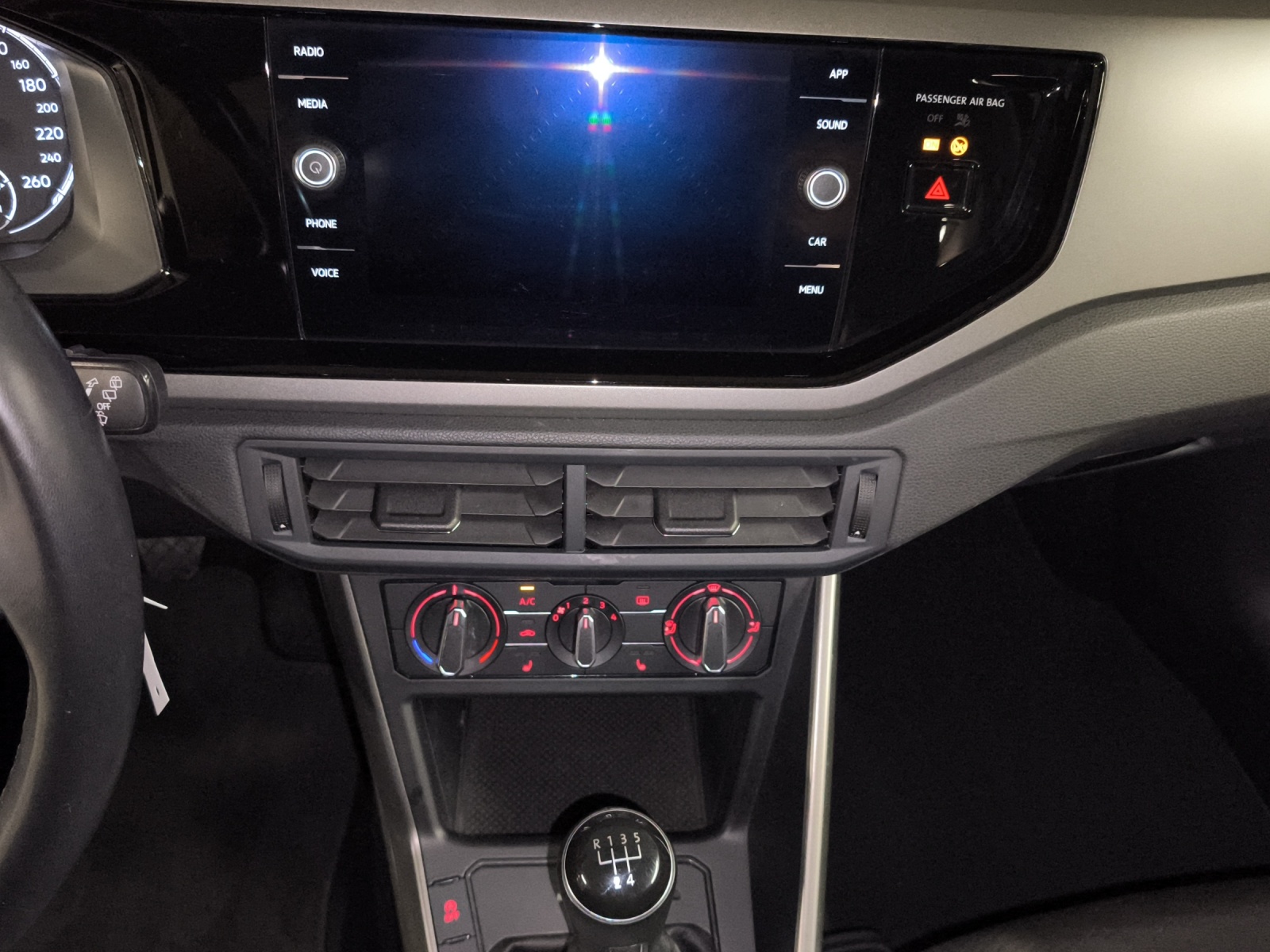 VW Polo 1.0 TSI BMT Comfortline-image-8