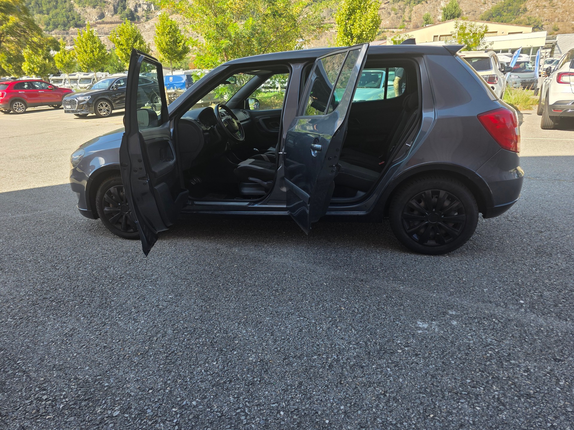 SKODA Fabia 1.2 TSI Elegance-image-10