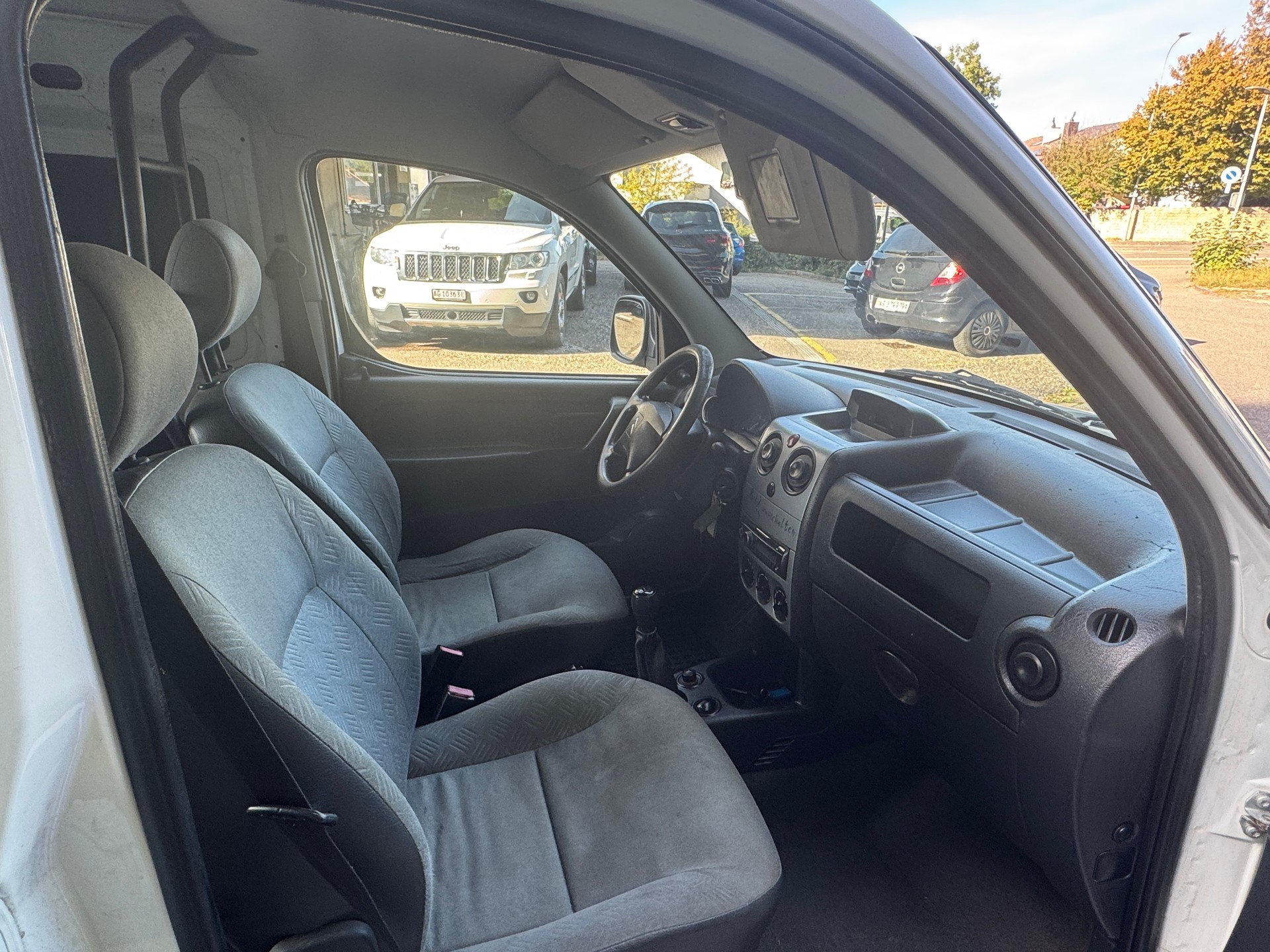 CITROEN Berlingo 1.4 600-image-8