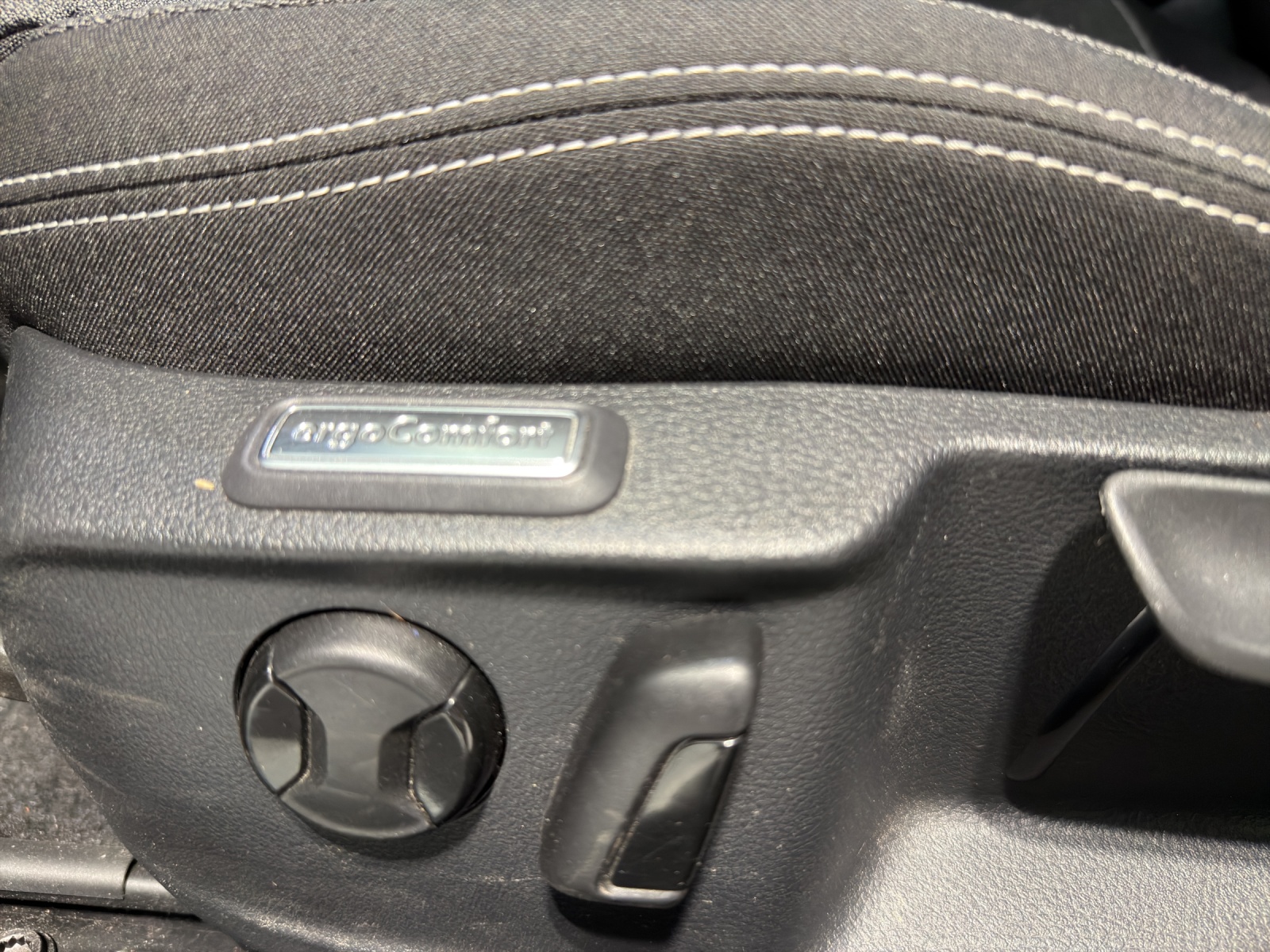 VW Passat Variant 1.4 TSI GTE Hybrid DSG-image-15