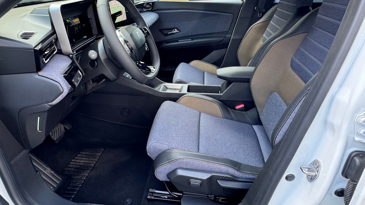 RENAULT R5 E-Tech Comfort Range 52 kWh Techno * Vollausstattung * Toutes Options *-image-10