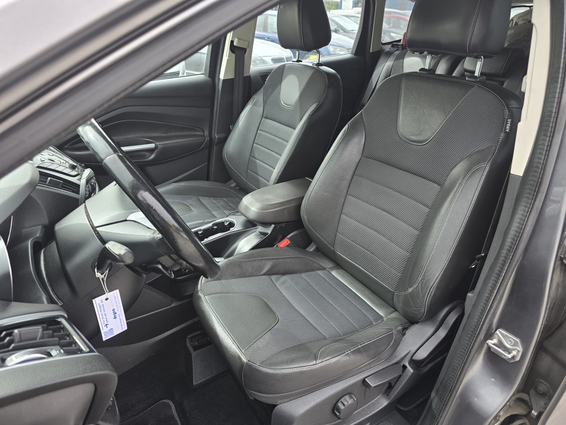 FORD Kuga 1.6 SCTi Carving 4WD Automatic-image-15